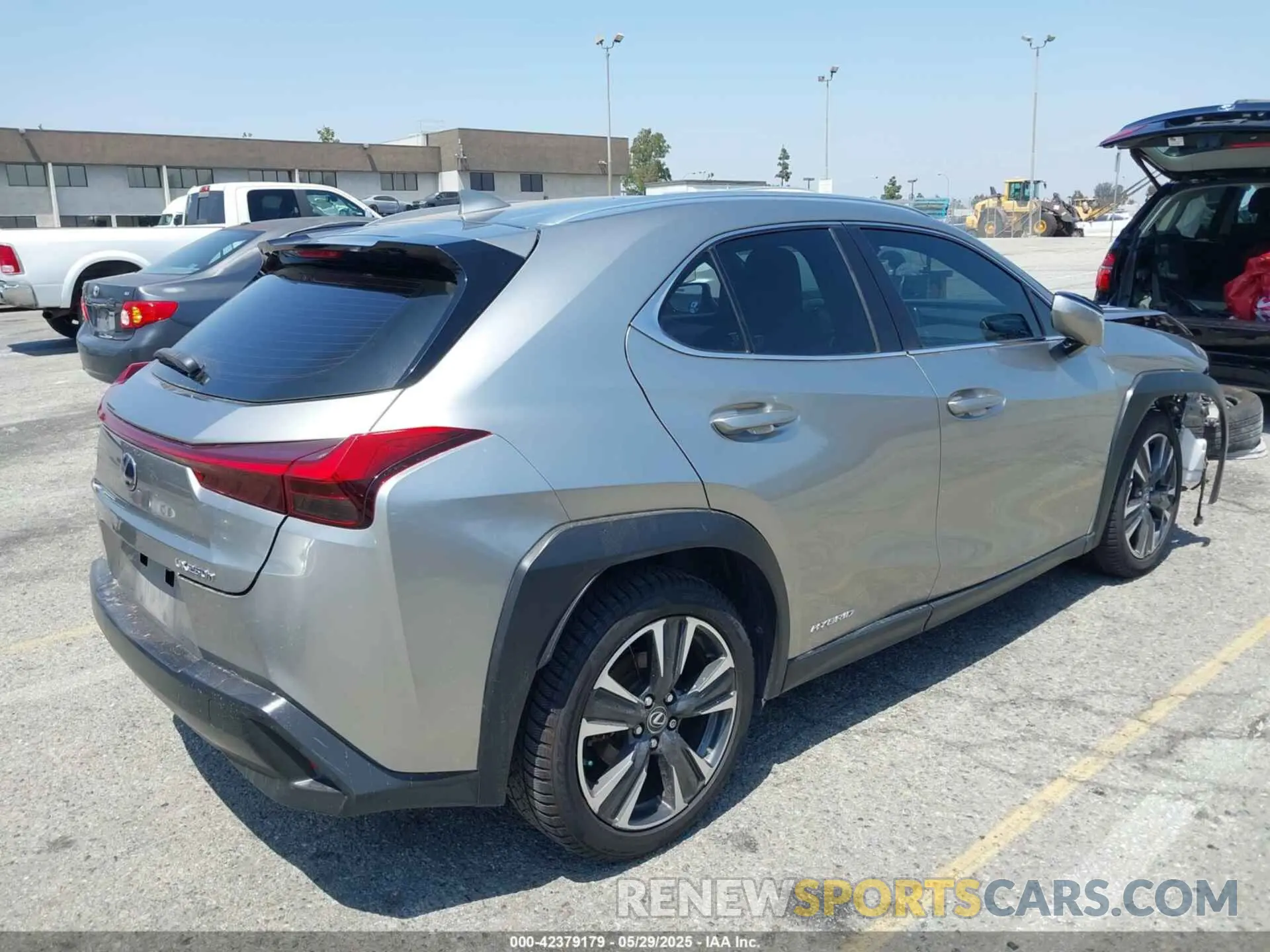 4 Photograph of a damaged car JTHU9JBH2K2018053 LEXUS UX 250H 2019