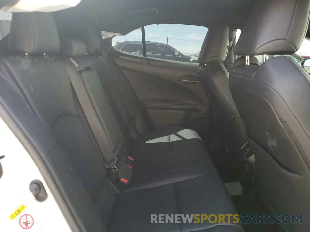10 Photograph of a damaged car JTHU9JBH3K2003626 LEXUS UX 250H 2019