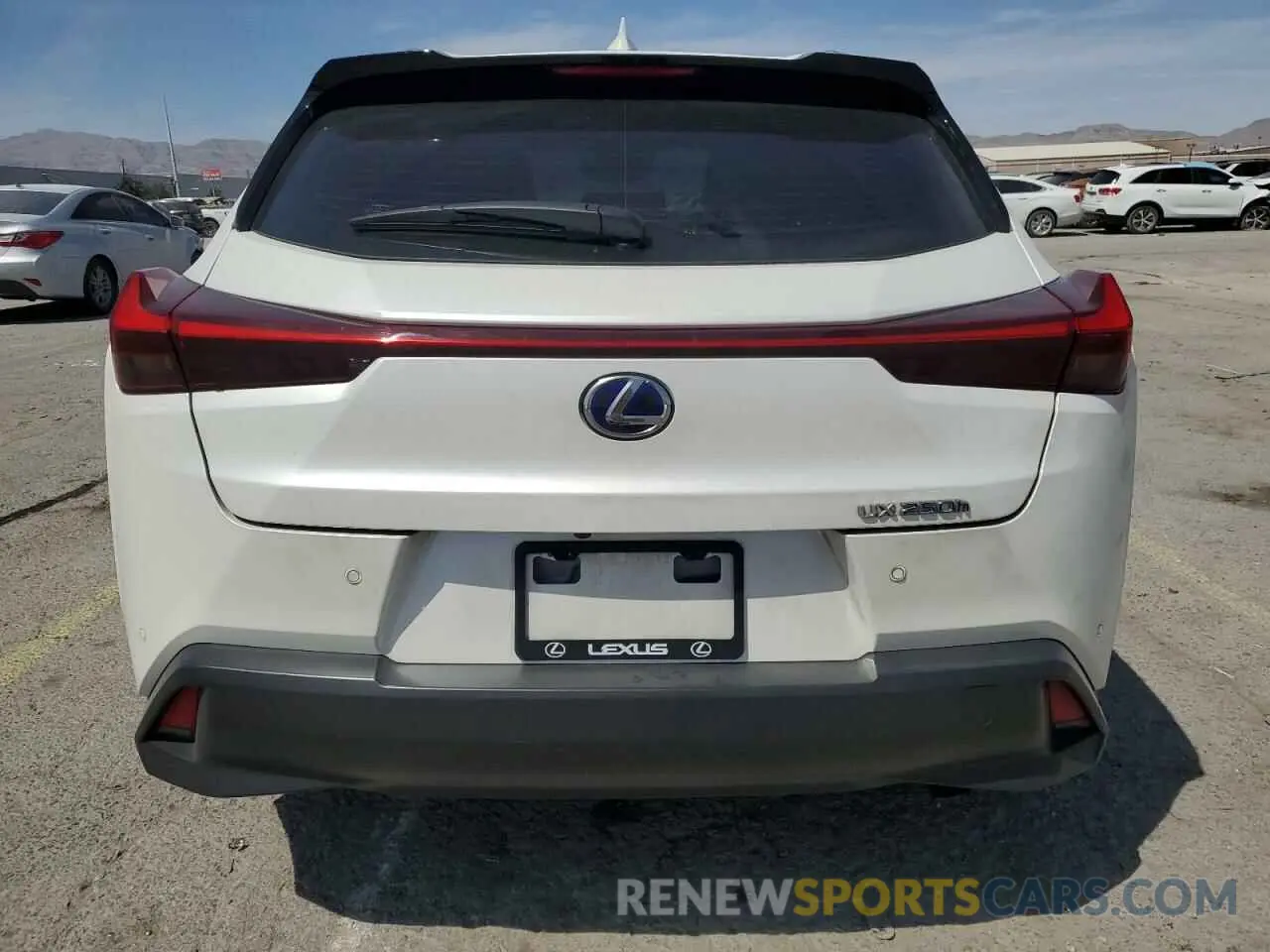 6 Photograph of a damaged car JTHU9JBH3K2003626 LEXUS UX 250H 2019