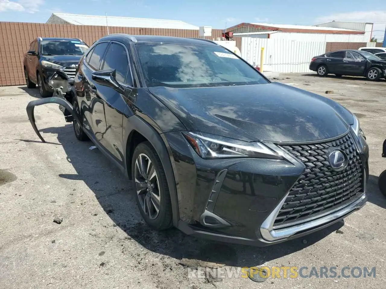 4 Photograph of a damaged car JTHU9JBH6K2016760 LEXUS UX 250H 2019