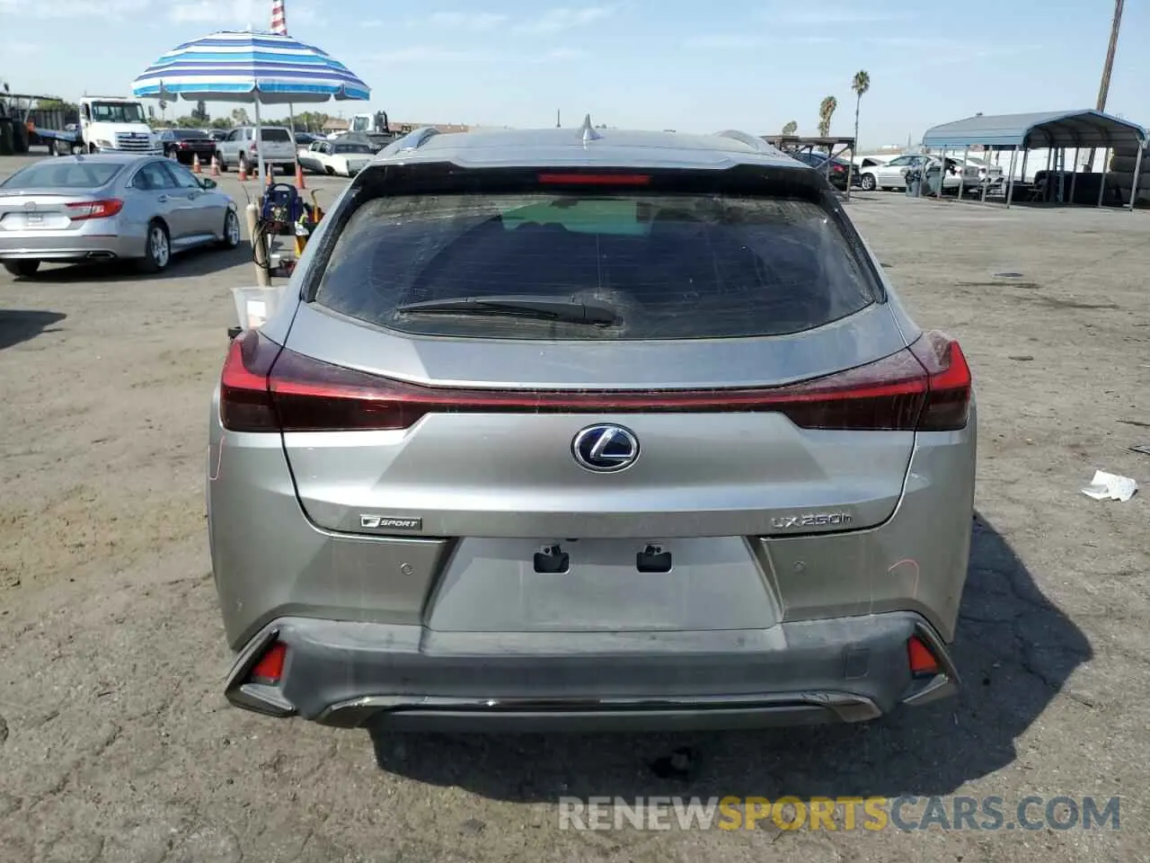 6 Photograph of a damaged car JTHU9JBH8K2013942 LEXUS UX 250H 2019