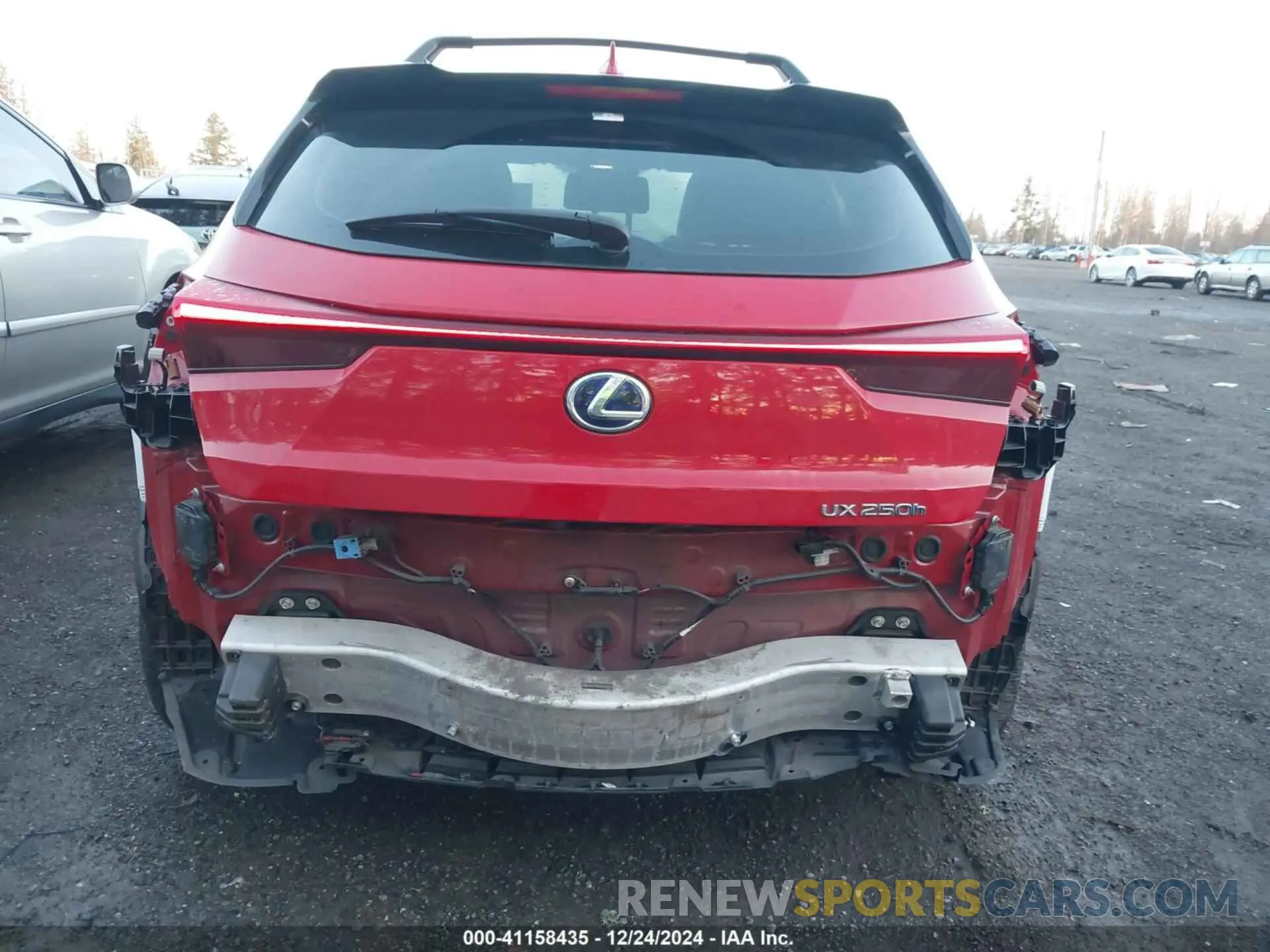 6 Фотография поврежденного автомобиля JTHU9JBHXK2002084 LEXUS UX 250H 2019