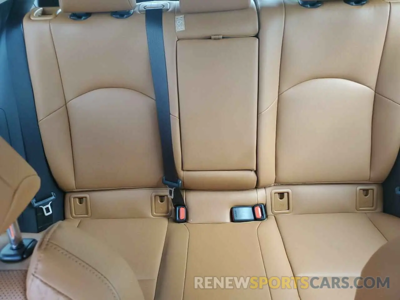 10 Photograph of a damaged car JTHU9JBHXK2011576 LEXUS UX 250H 2019
