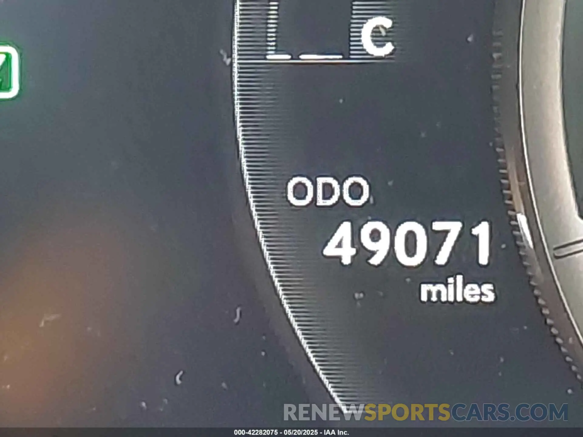16 Photograph of a damaged car JTHE9JBH3L2031805 LEXUS UX 250H 2020