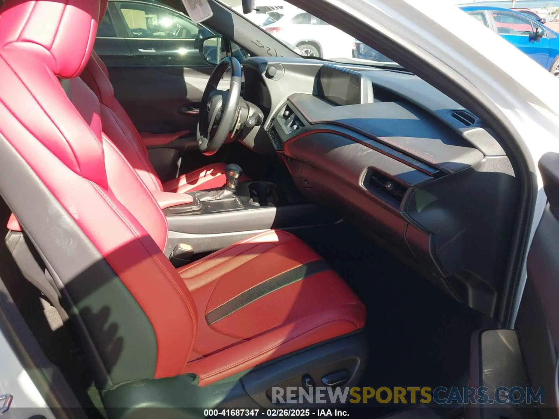 5 Фотография поврежденного автомобиля JTHE9JBH7L2032553 LEXUS UX 250H 2020