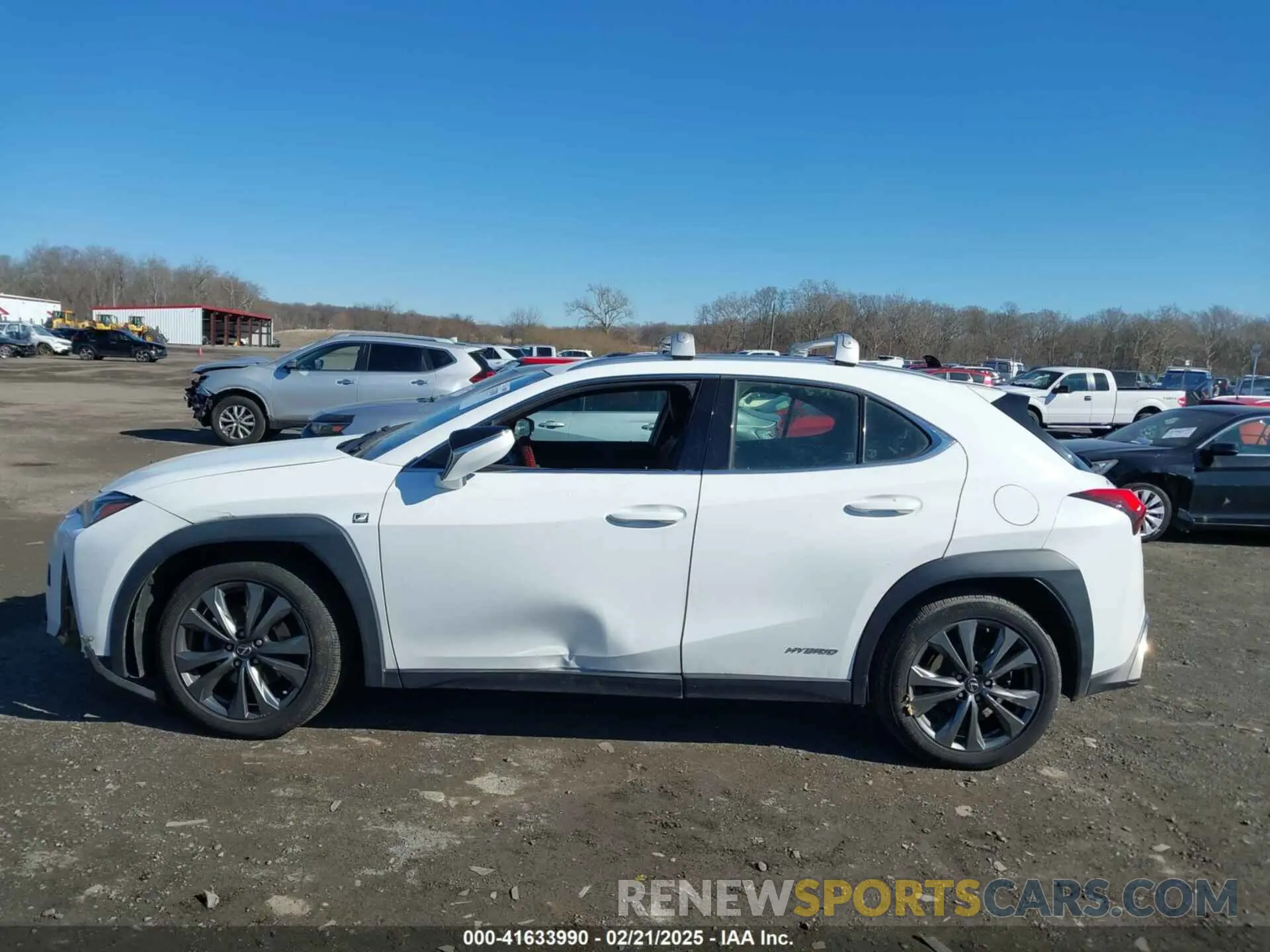 14 Photograph of a damaged car JTHE9JBH9L2035843 LEXUS UX 250H 2020