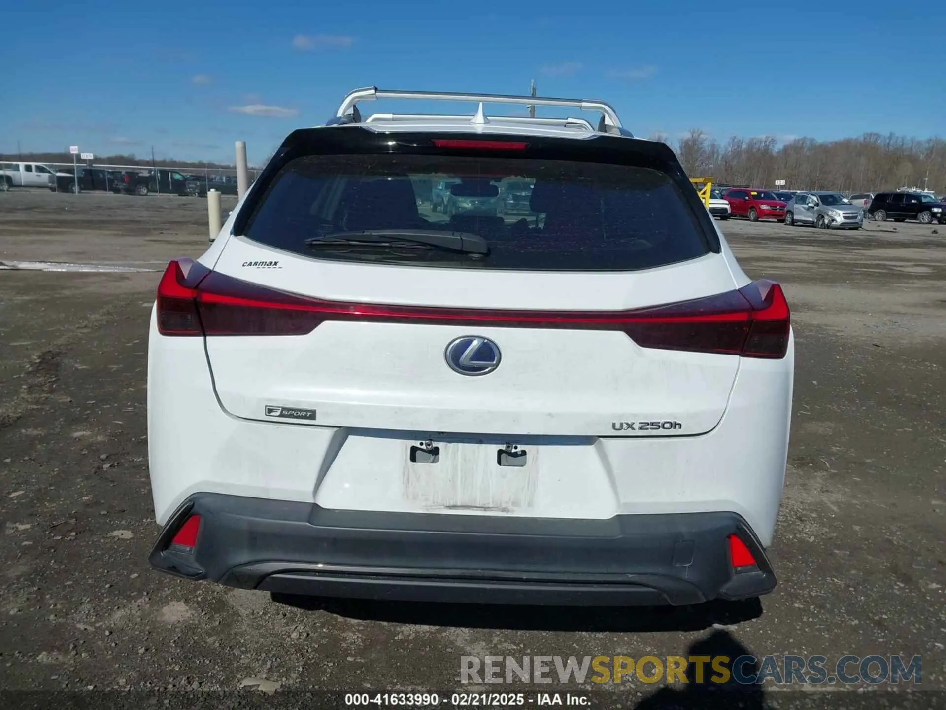 16 Photograph of a damaged car JTHE9JBH9L2035843 LEXUS UX 250H 2020