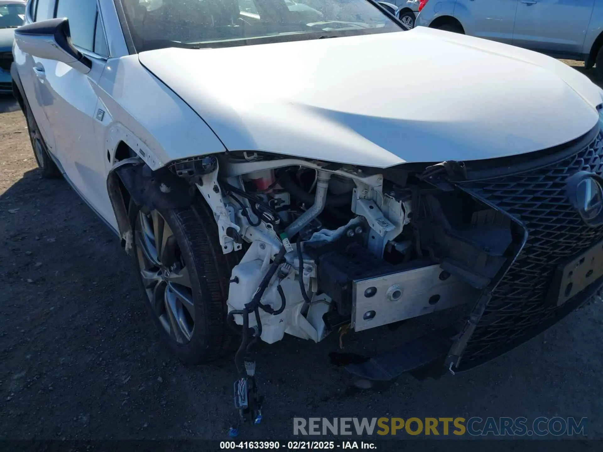 6 Photograph of a damaged car JTHE9JBH9L2035843 LEXUS UX 250H 2020