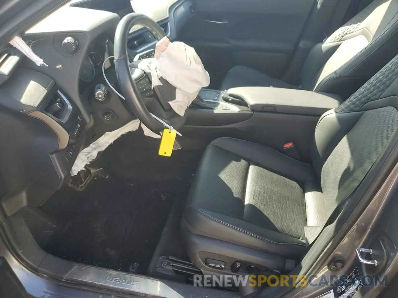 7 Photograph of a damaged car JTHL9JBH3L2032377 LEXUS UX 250H 2020