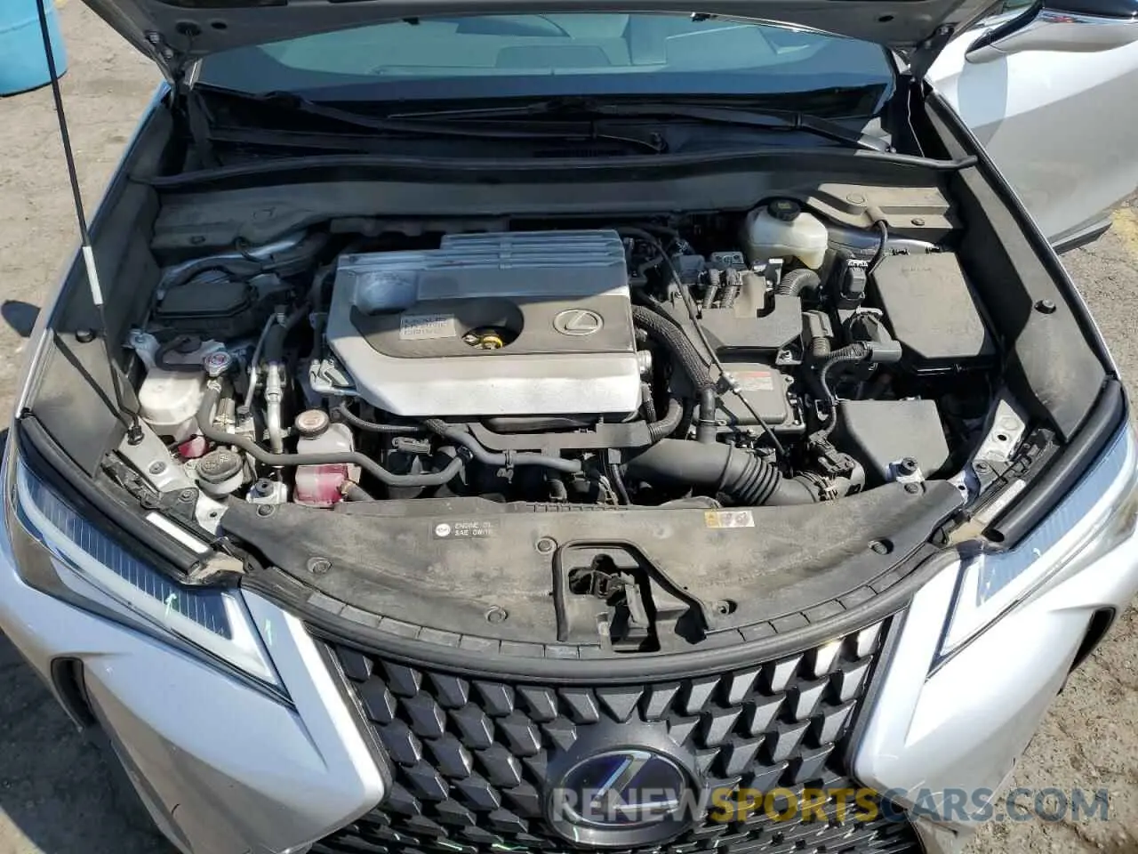11 Photograph of a damaged car JTHP9JBH0L2026022 LEXUS UX 250H 2020