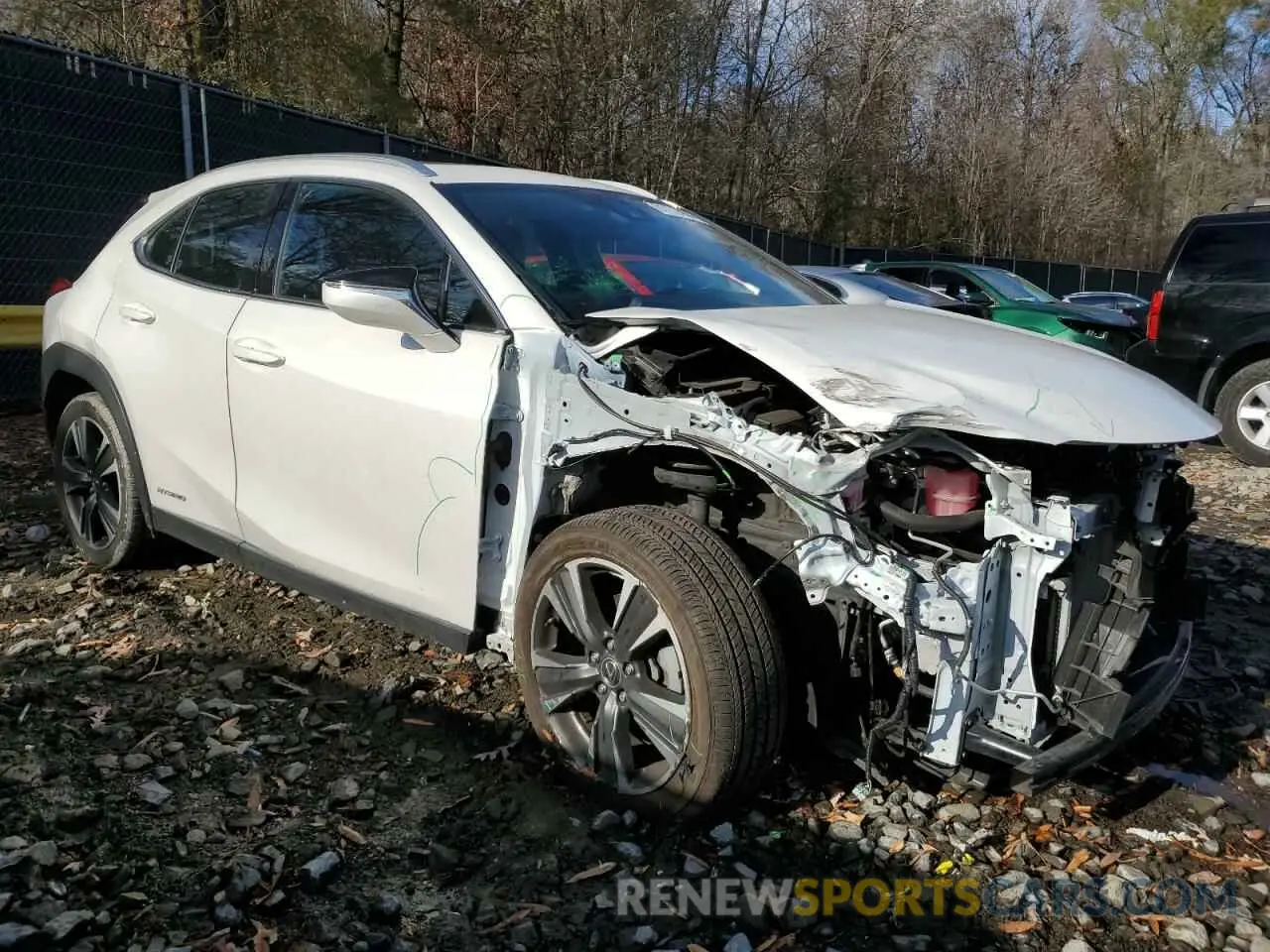 4 Фотография поврежденного автомобиля JTHP9JBH1L2020200 LEXUS UX 250H 2020