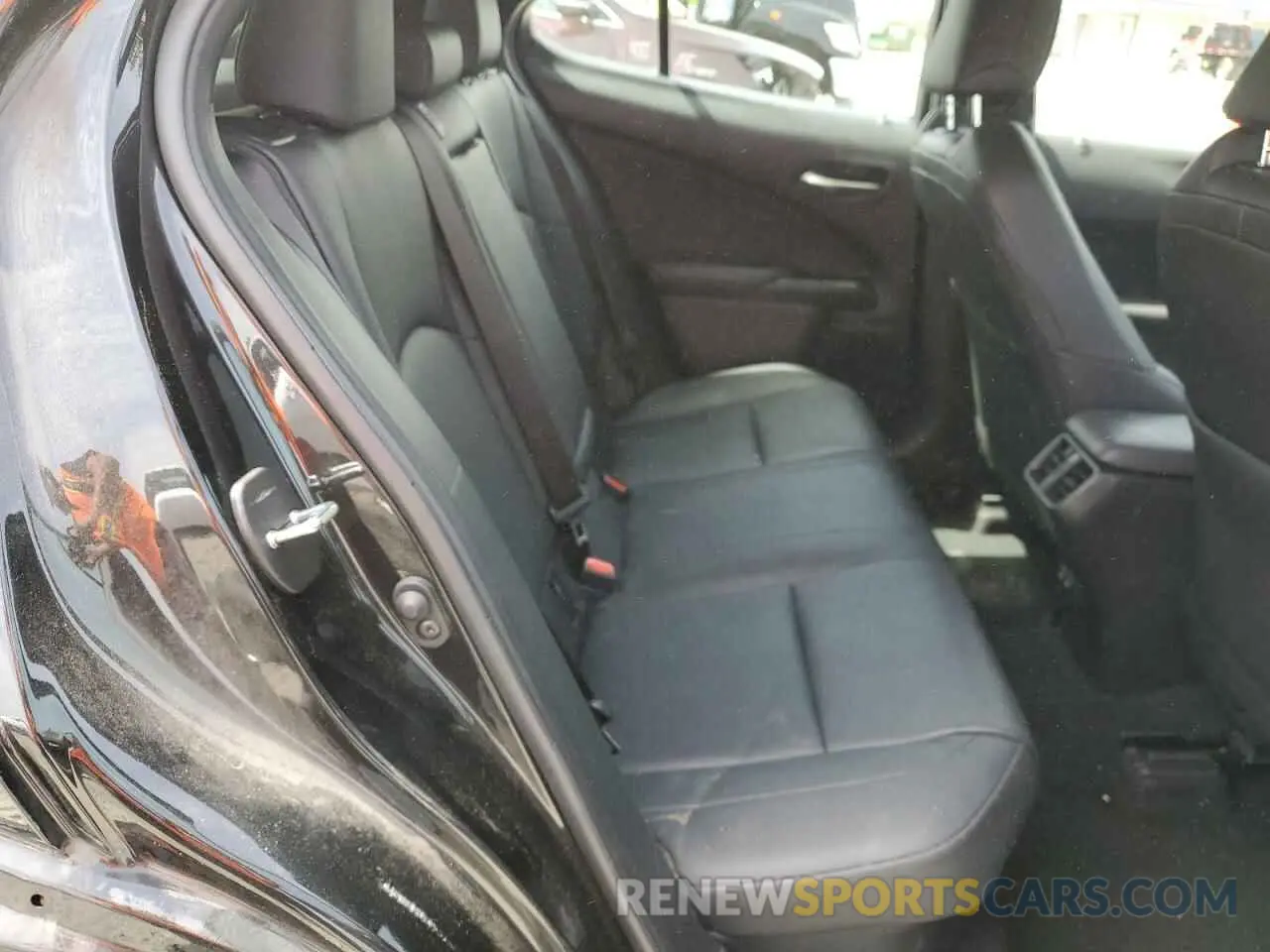 10 Photograph of a damaged car JTHP9JBH6L2032942 LEXUS UX 250H 2020