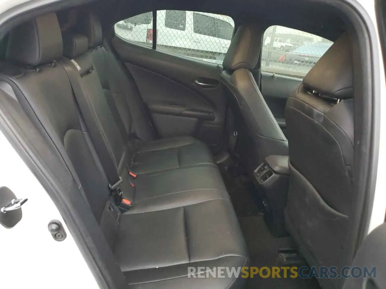 10 Photograph of a damaged car JTHP9JBH7L2031833 LEXUS UX 250H 2020