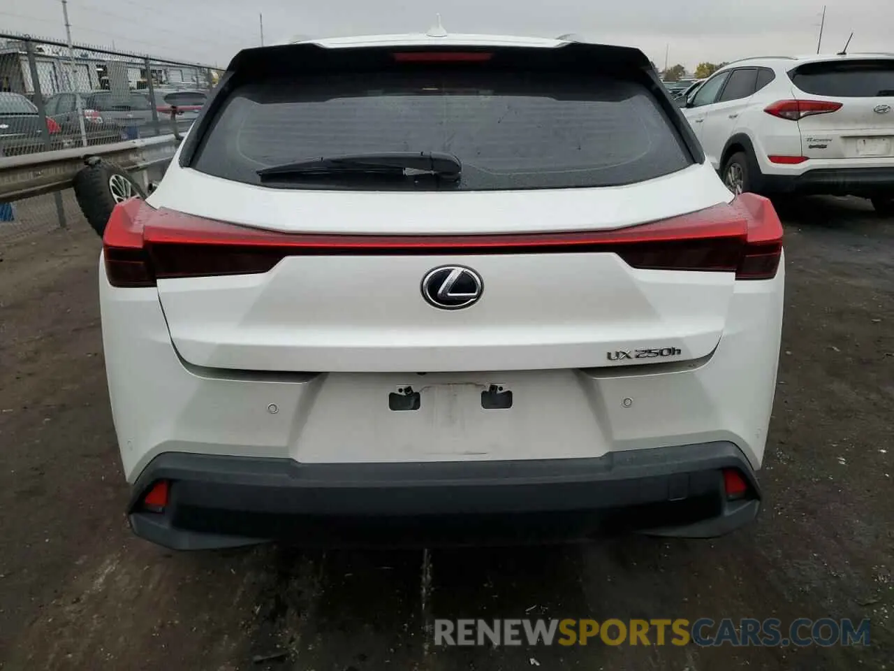 6 Photograph of a damaged car JTHP9JBH7L2031833 LEXUS UX 250H 2020