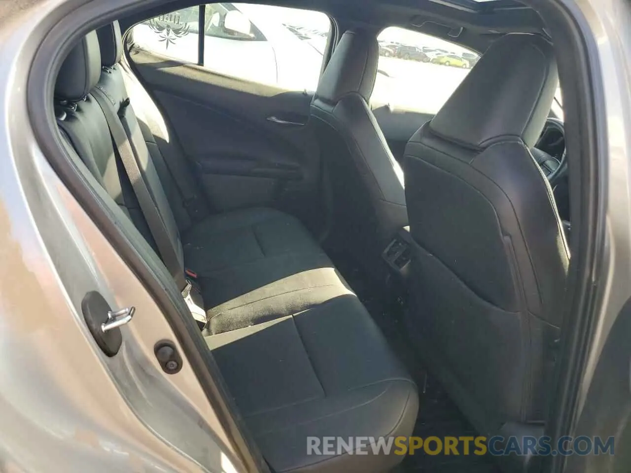 11 Photograph of a damaged car JTHP9JBHXL2025623 LEXUS UX 250H 2020