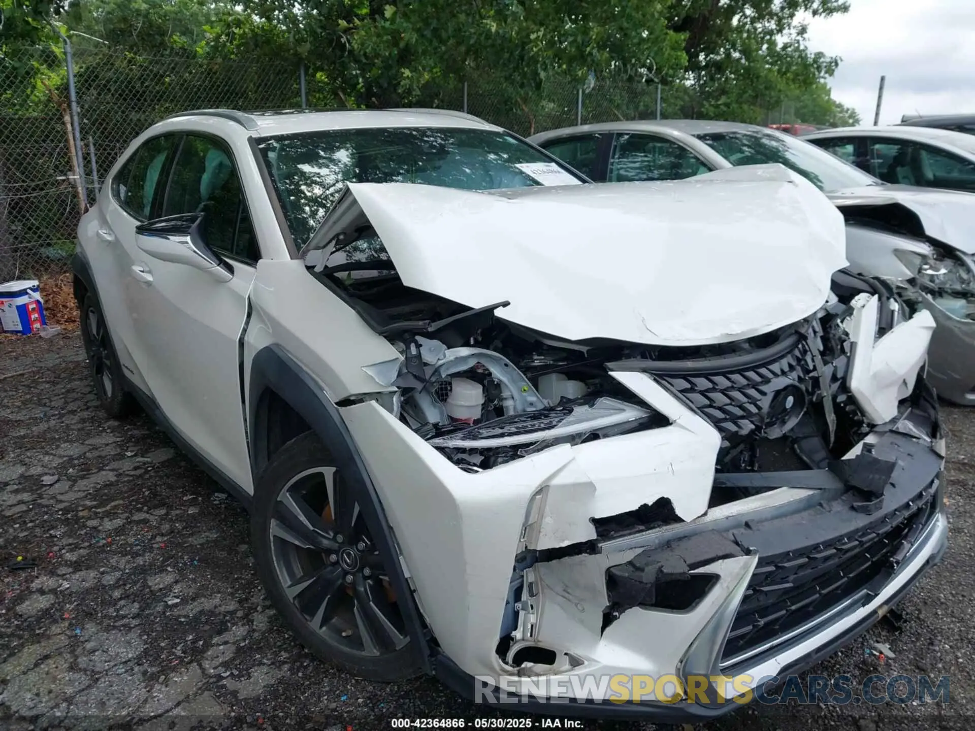 6 Photograph of a damaged car JTHP9JBHXL2026917 LEXUS UX 250H 2020