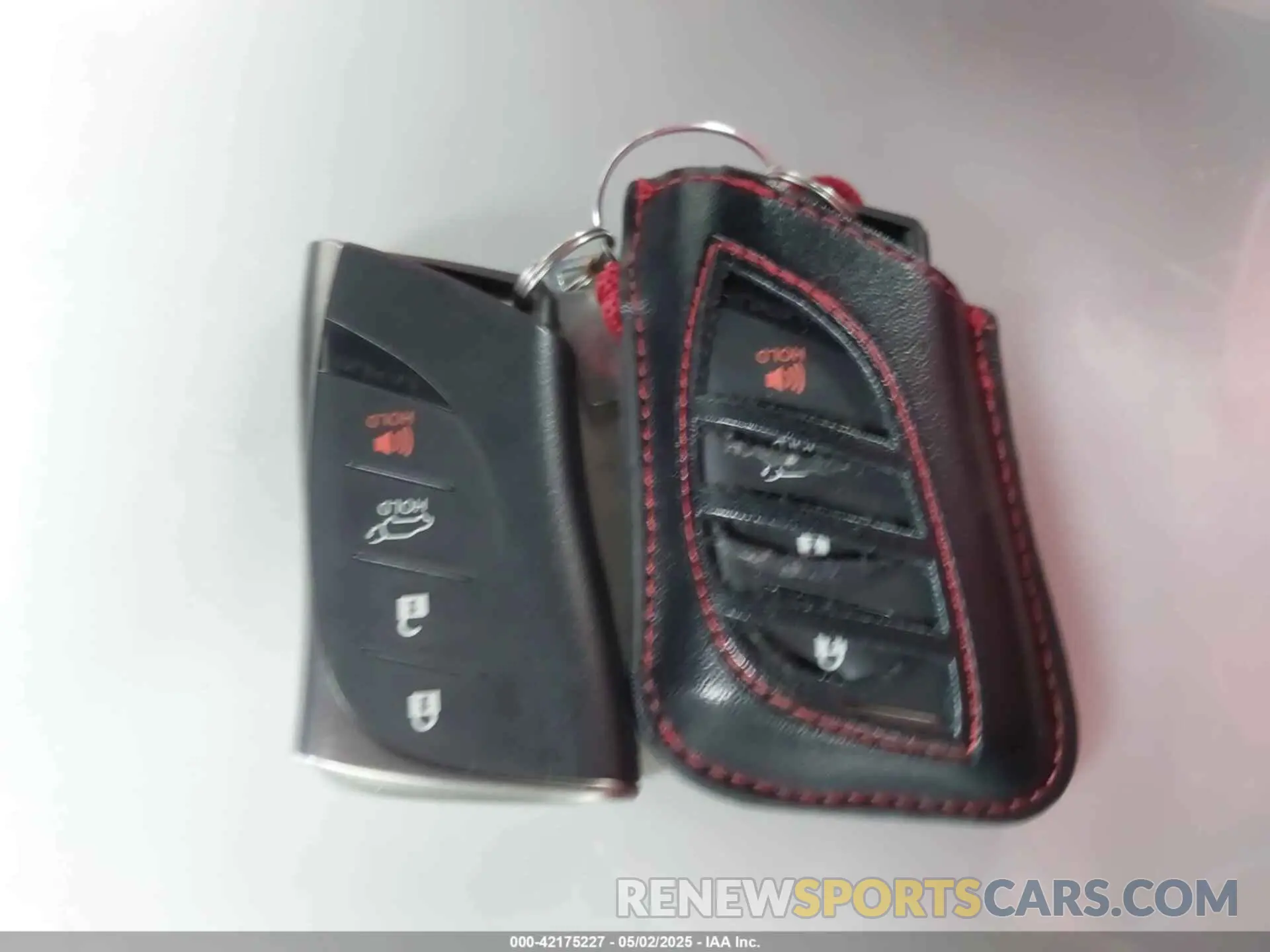 11 Фотография поврежденного автомобиля JTHR9JBH0L2025493 LEXUS UX 250H 2020