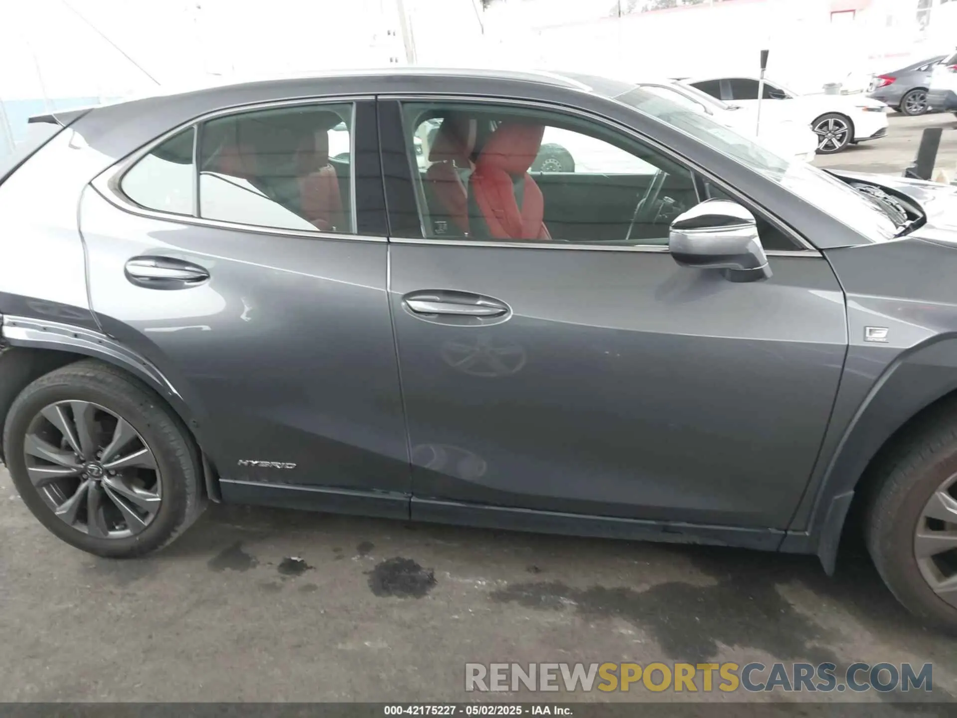14 Фотография поврежденного автомобиля JTHR9JBH0L2025493 LEXUS UX 250H 2020