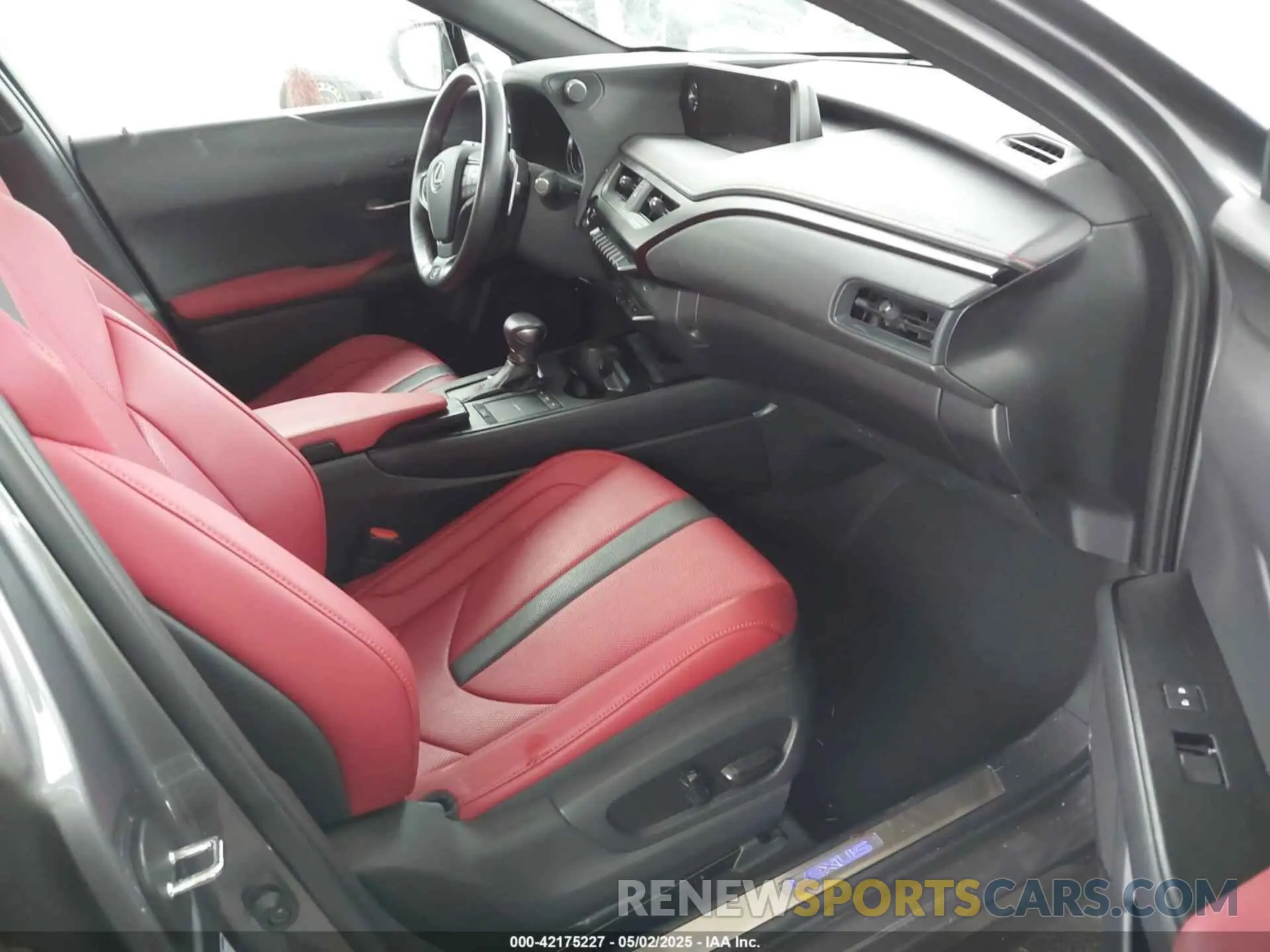 5 Фотография поврежденного автомобиля JTHR9JBH0L2025493 LEXUS UX 250H 2020