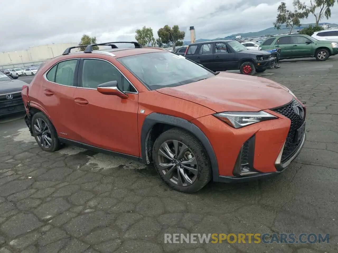 4 Фотография поврежденного автомобиля JTHR9JBH1L2026913 LEXUS UX 250H 2020