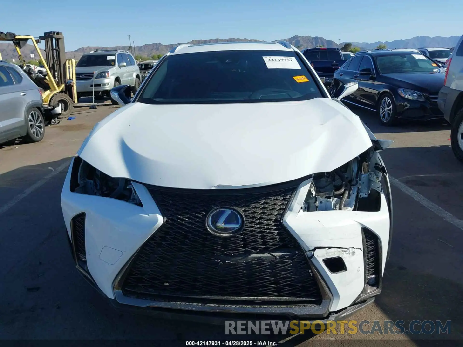 6 Photograph of a damaged car JTHR9JBH4L2030101 LEXUS UX 250H 2020