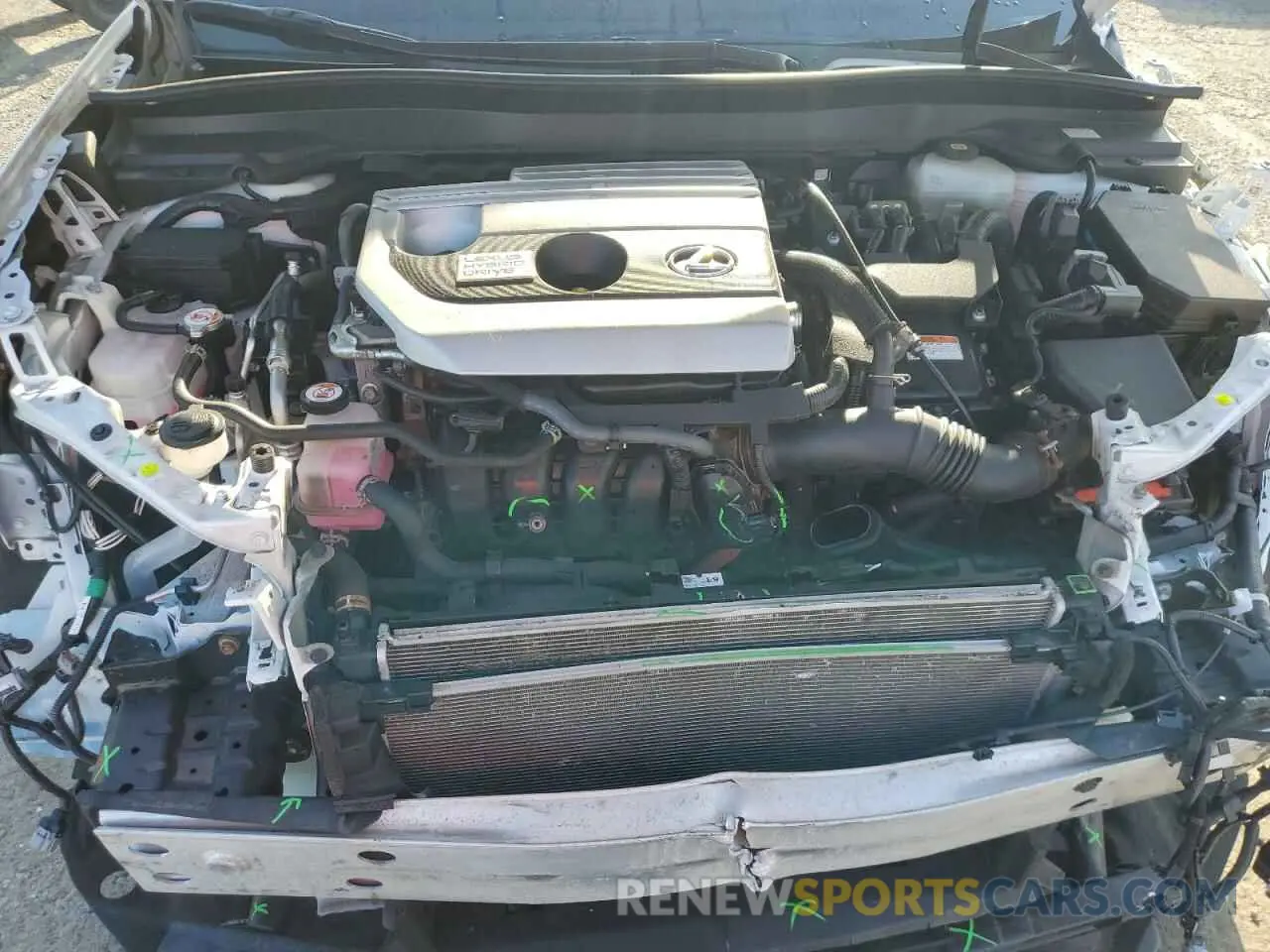 11 Фотография поврежденного автомобиля JTHR9JBH6L2036806 LEXUS UX 250H 2020