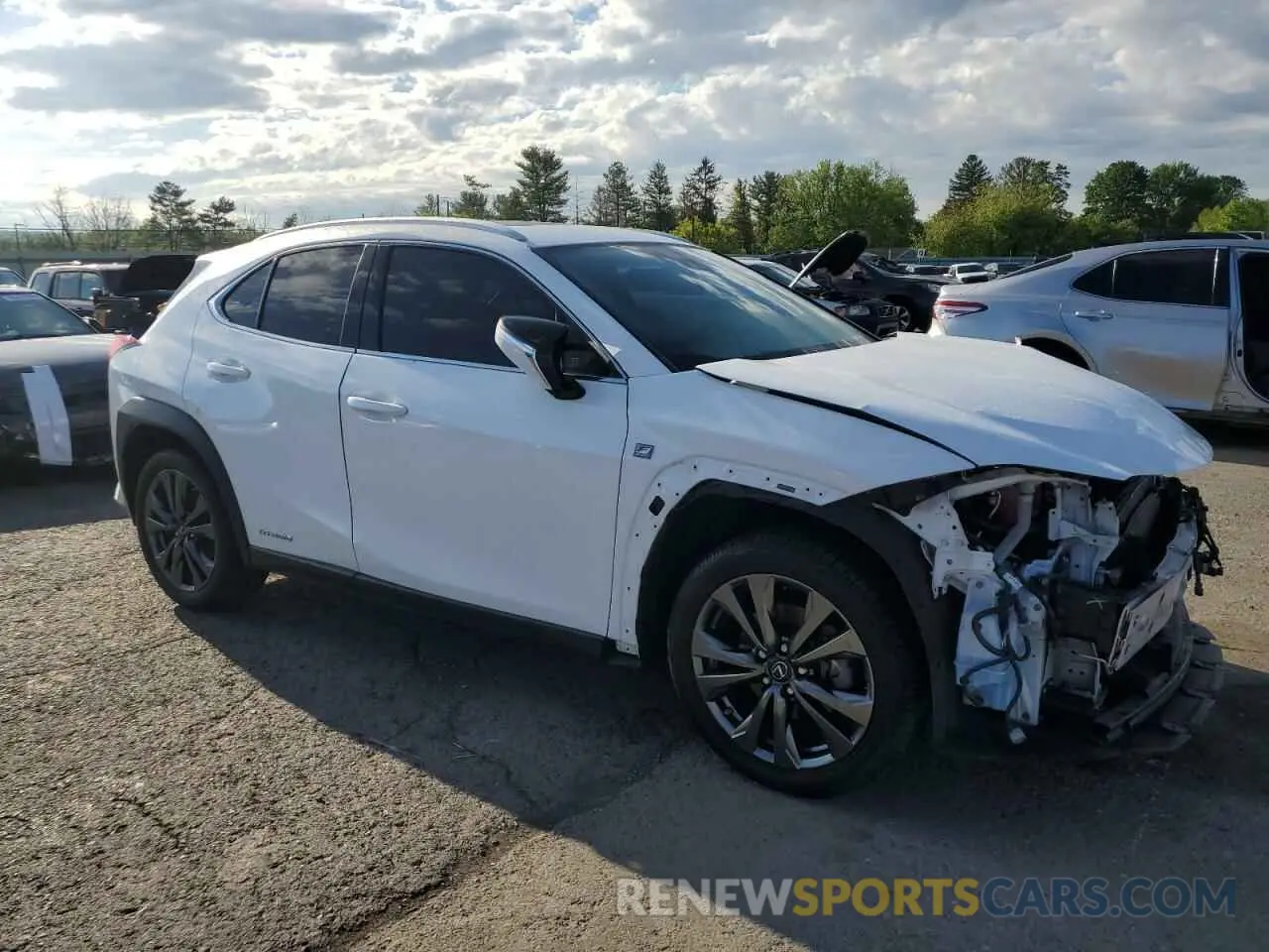 4 Фотография поврежденного автомобиля JTHR9JBH6L2036806 LEXUS UX 250H 2020