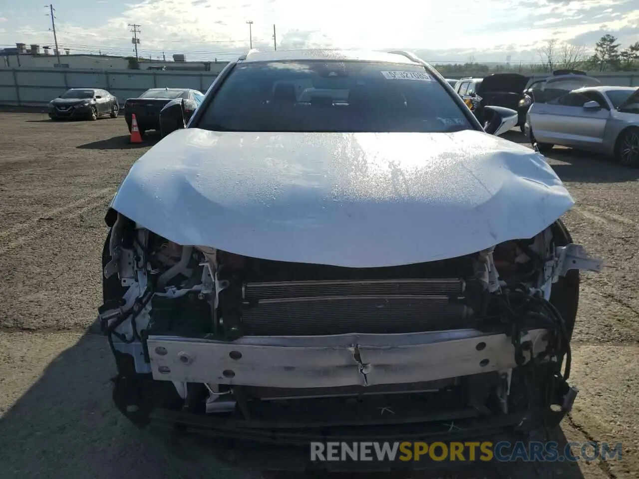5 Фотография поврежденного автомобиля JTHR9JBH6L2036806 LEXUS UX 250H 2020
