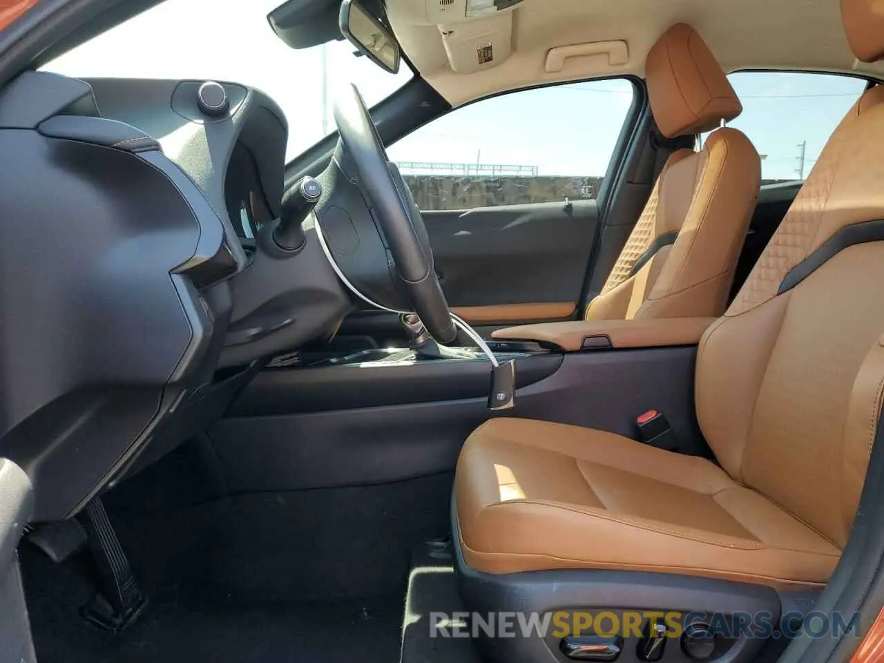 7 Photograph of a damaged car JTHX9JBH0L2036355 LEXUS UX 250H 2020