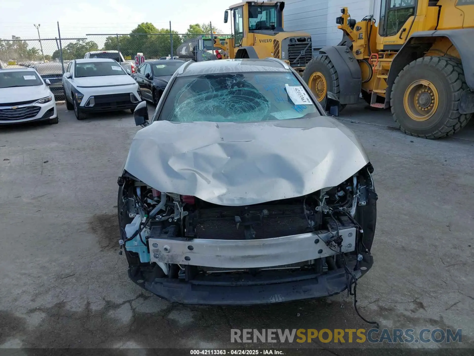 6 Фотография поврежденного автомобиля JTHX9JBHXL2033589 LEXUS UX 250H 2020