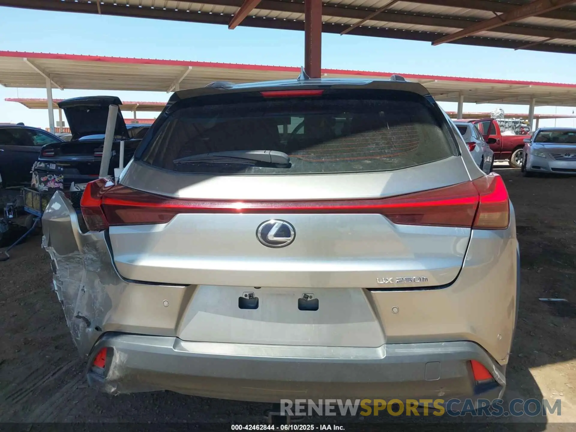 16 Photograph of a damaged car JTHL9JBH0M2039157 LEXUS UX 250H 2021