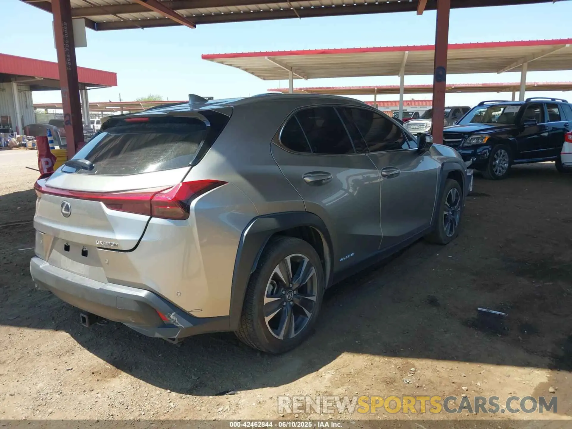 4 Photograph of a damaged car JTHL9JBH0M2039157 LEXUS UX 250H 2021