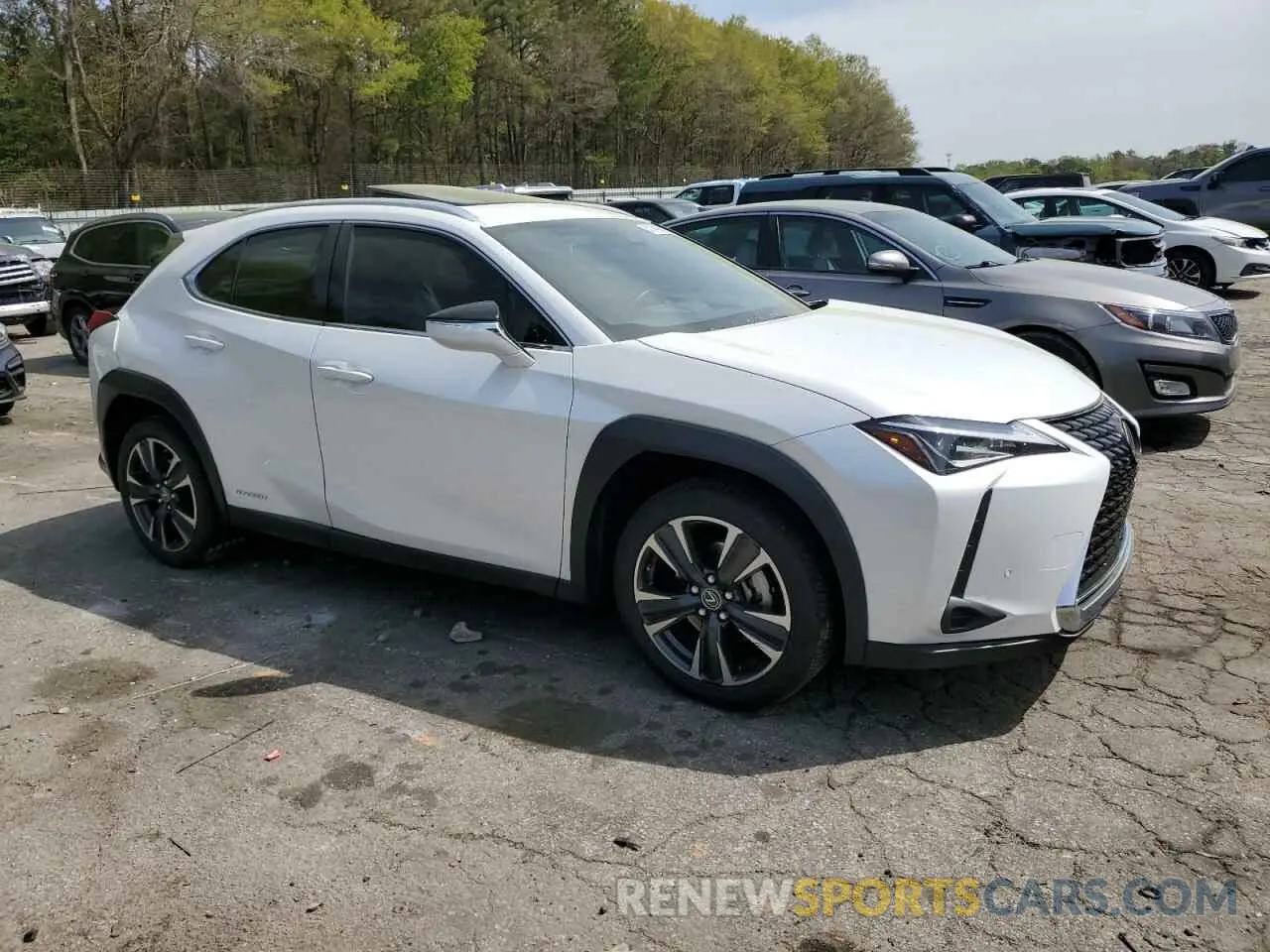 4 Фотография поврежденного автомобиля JTHP9JBH2M2044684 LEXUS UX 250H 2021