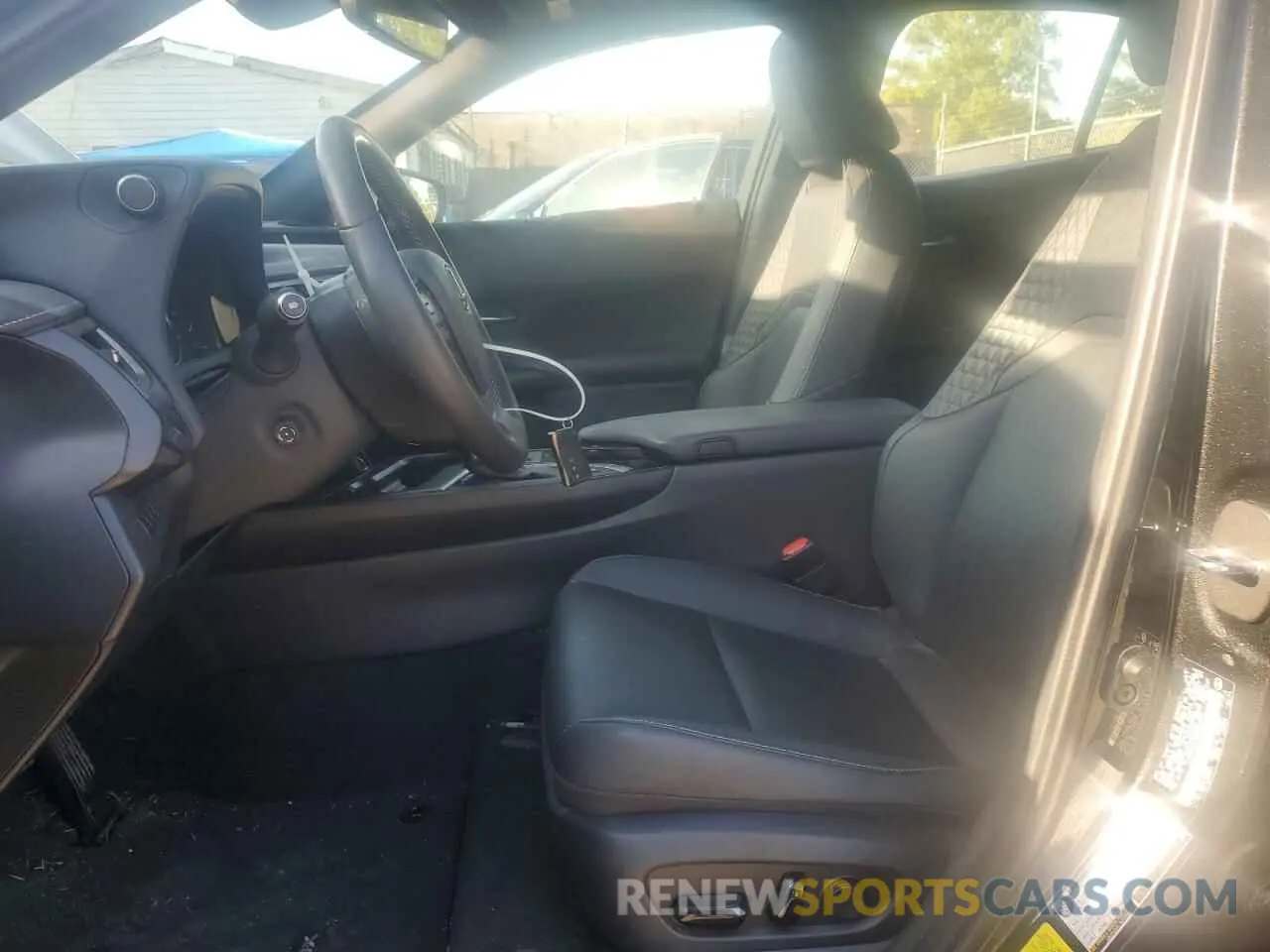 7 Photograph of a damaged car JTHP9JBH4M2046243 LEXUS UX 250H 2021
