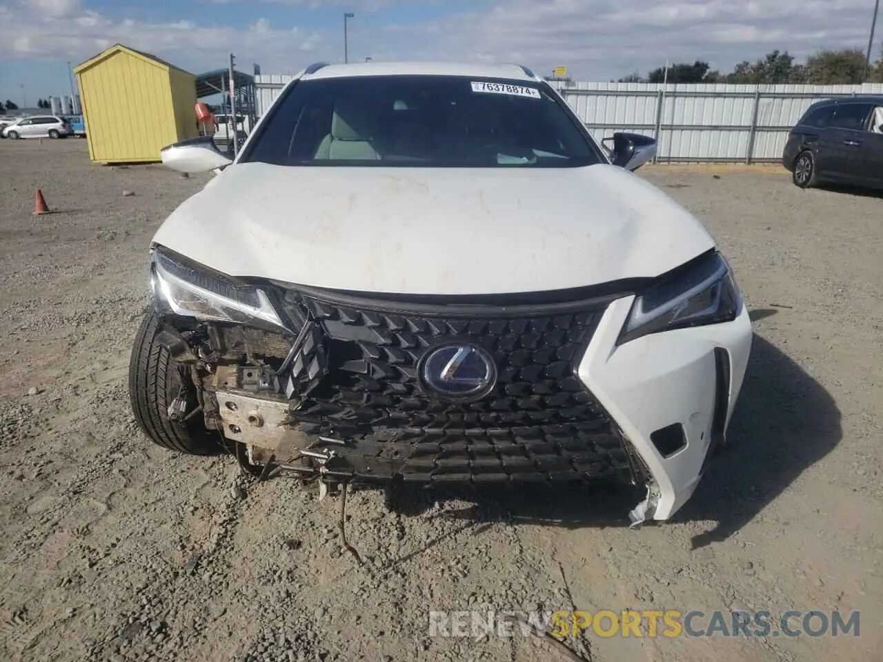 5 Photograph of a damaged car JTHX9JBH0M2053576 LEXUS UX 250H 2021
