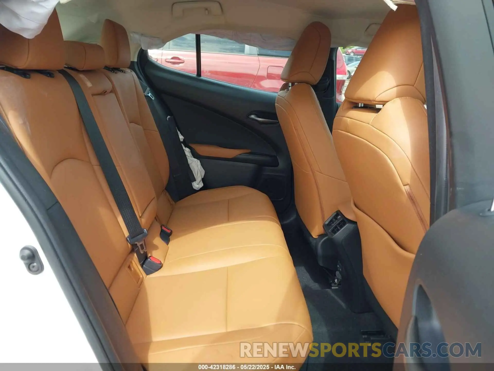 8 Photograph of a damaged car JTHX9JBH5M2051466 LEXUS UX 250H 2021