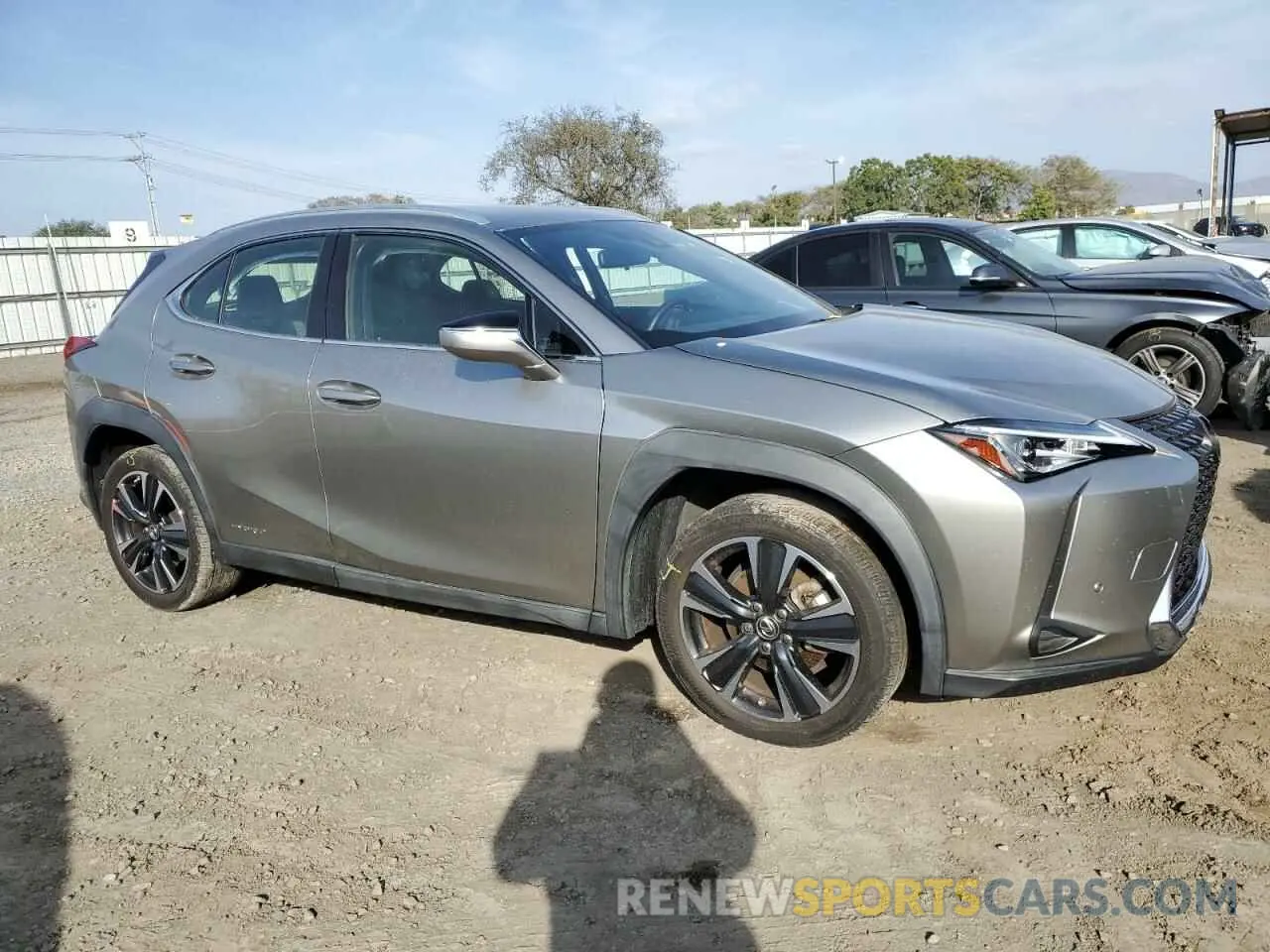 4 Photograph of a damaged car JTHX9JBH6M2037057 LEXUS UX 250H 2021