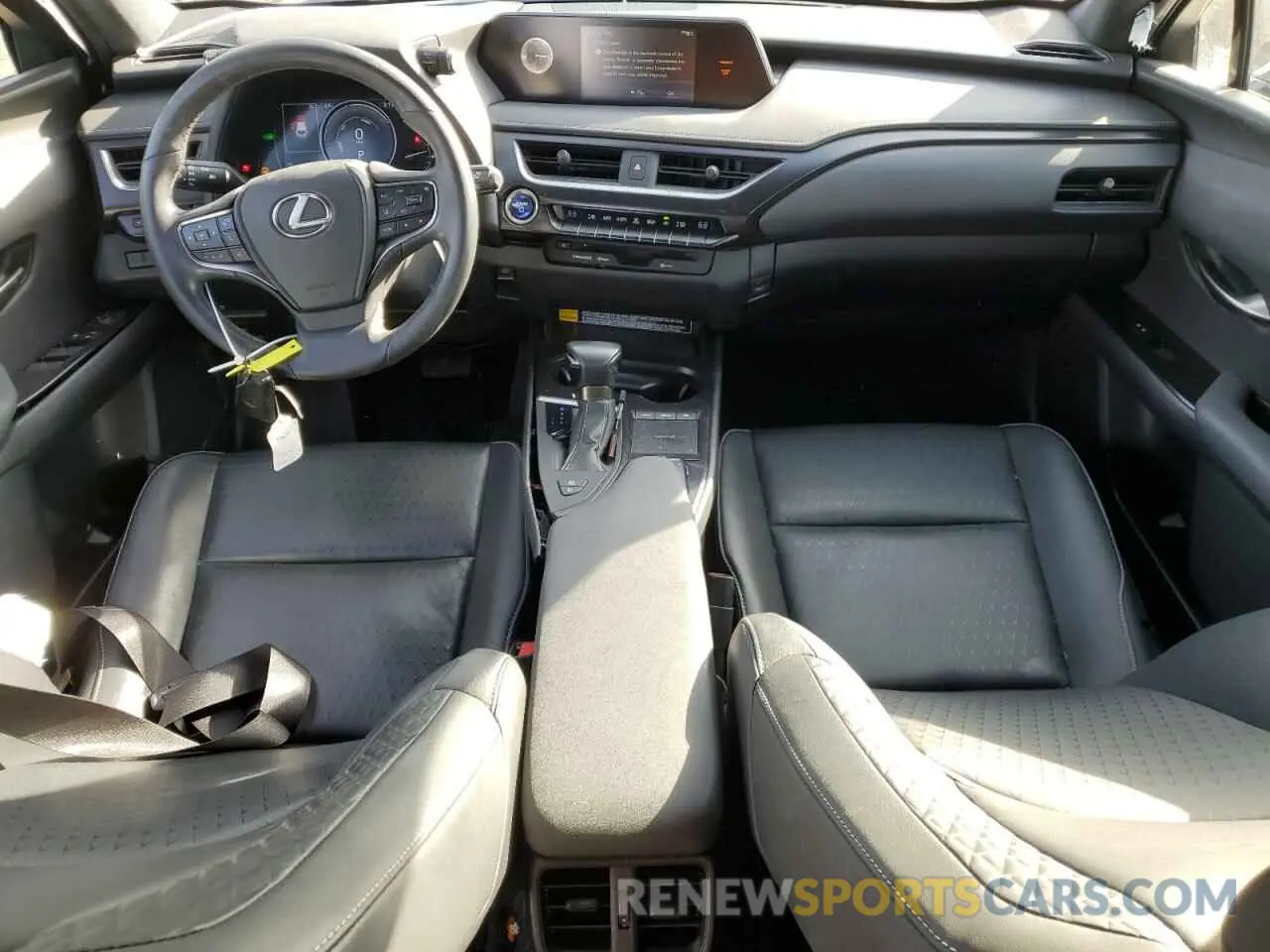 8 Photograph of a damaged car JTHX9JBH6M2037057 LEXUS UX 250H 2021
