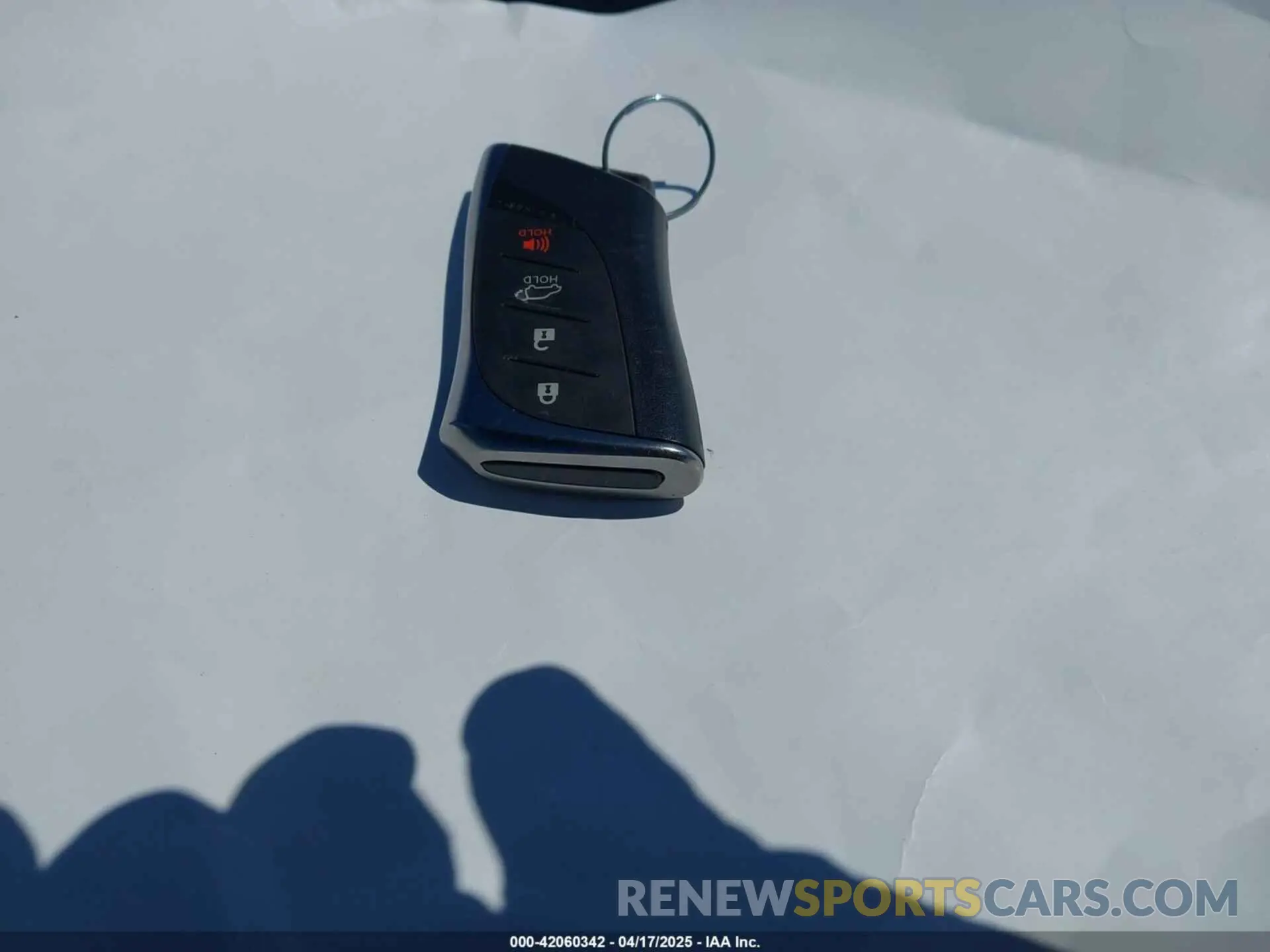11 Фотография поврежденного автомобиля JTHP9JBH3N2054478 LEXUS UX 250H 2022