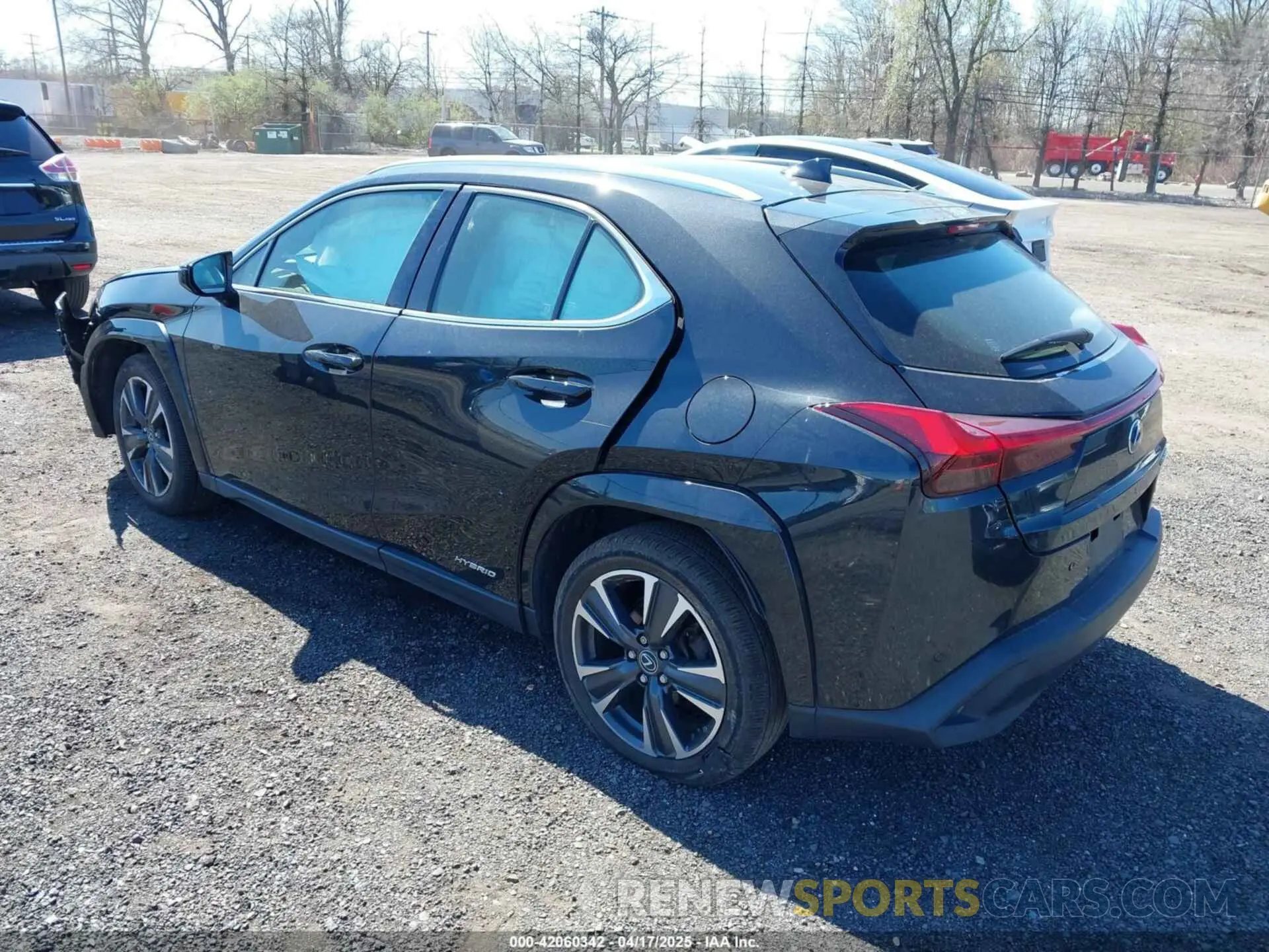 3 Фотография поврежденного автомобиля JTHP9JBH3N2054478 LEXUS UX 250H 2022