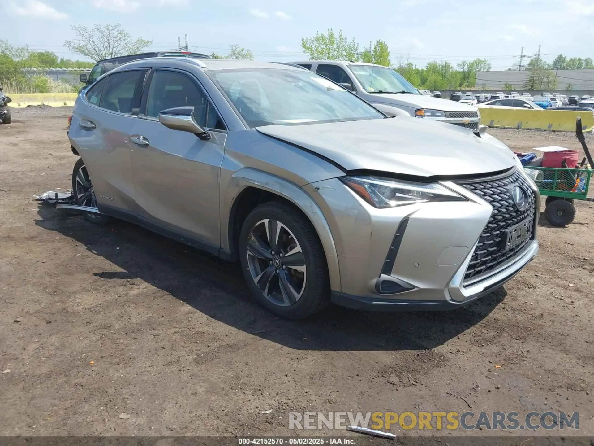 1 Фотография поврежденного автомобиля JTHP9JBHXN2054896 LEXUS UX 250H 2022