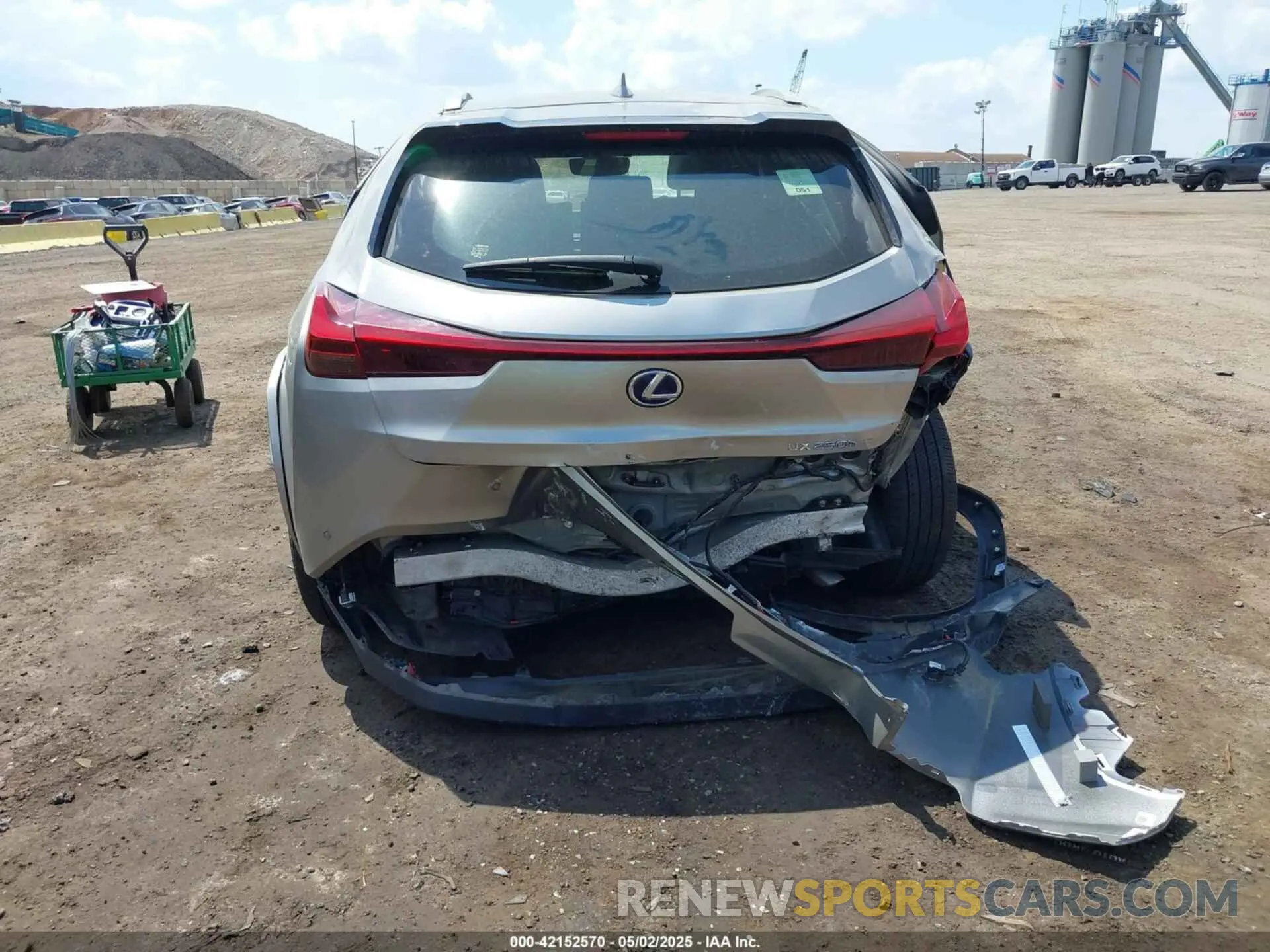 16 Фотография поврежденного автомобиля JTHP9JBHXN2054896 LEXUS UX 250H 2022