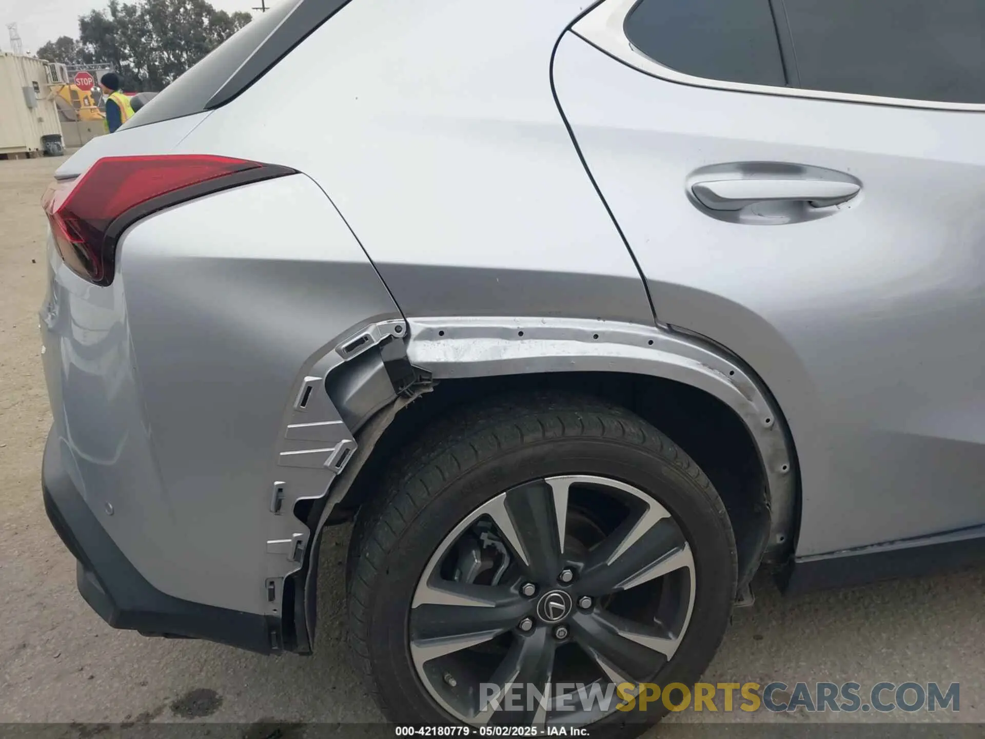 6 Photograph of a damaged car JTHX6JBH6P2143926 LEXUS UX 250H 2023