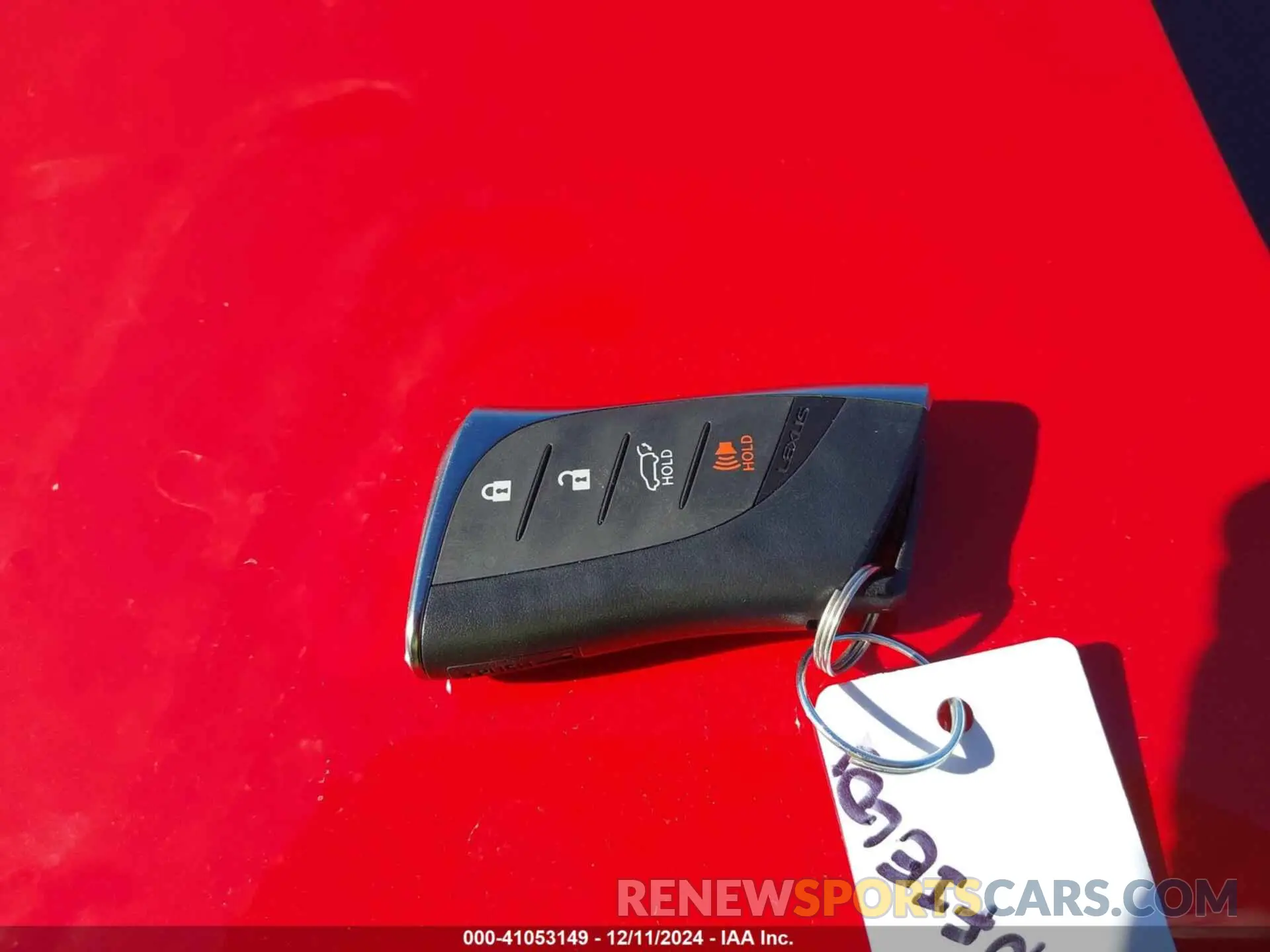 11 Фотография поврежденного автомобиля JTHP6JBH5R2161238 LEXUS UX 250H 2024