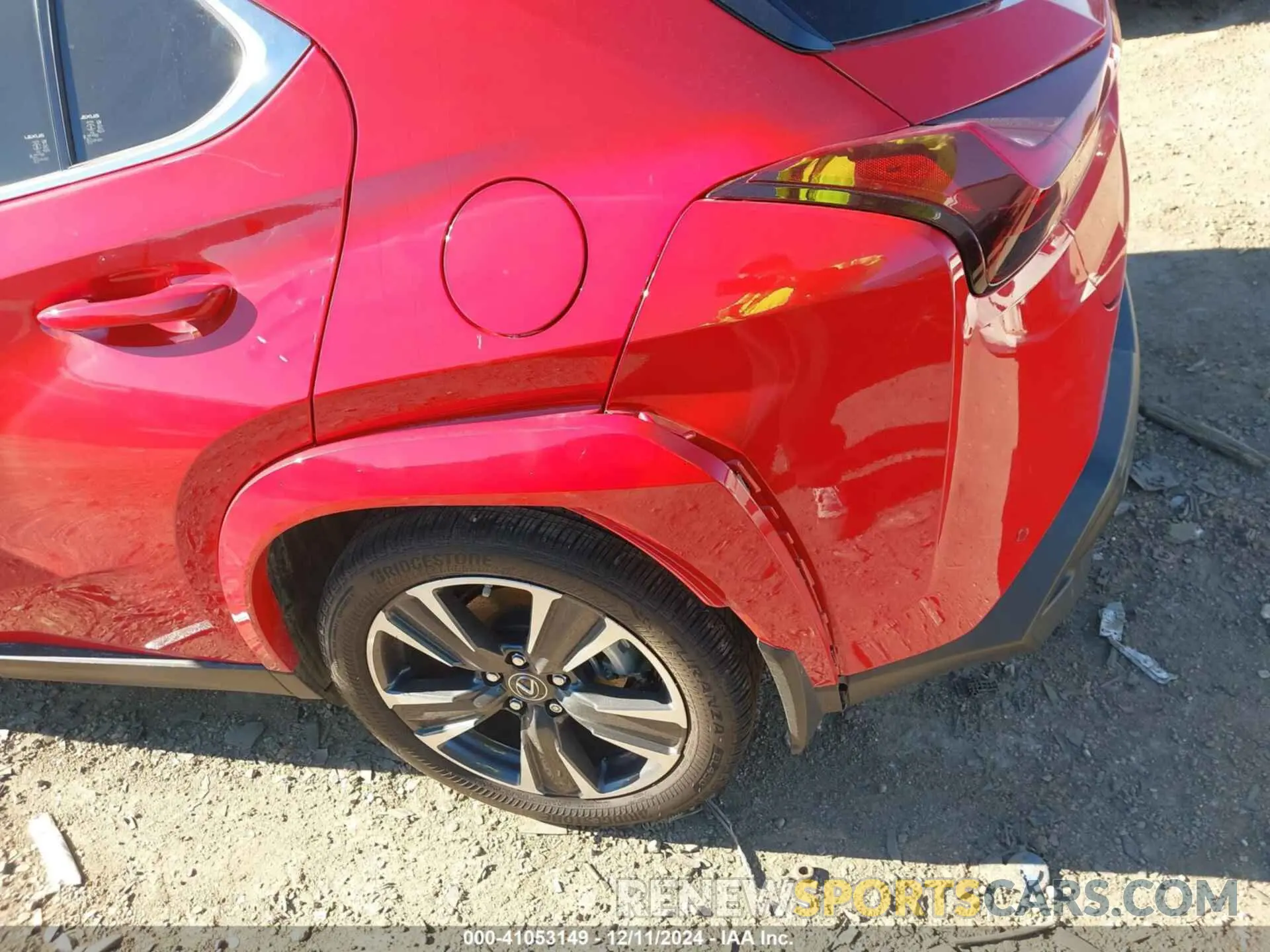 19 Фотография поврежденного автомобиля JTHP6JBH5R2161238 LEXUS UX 250H 2024