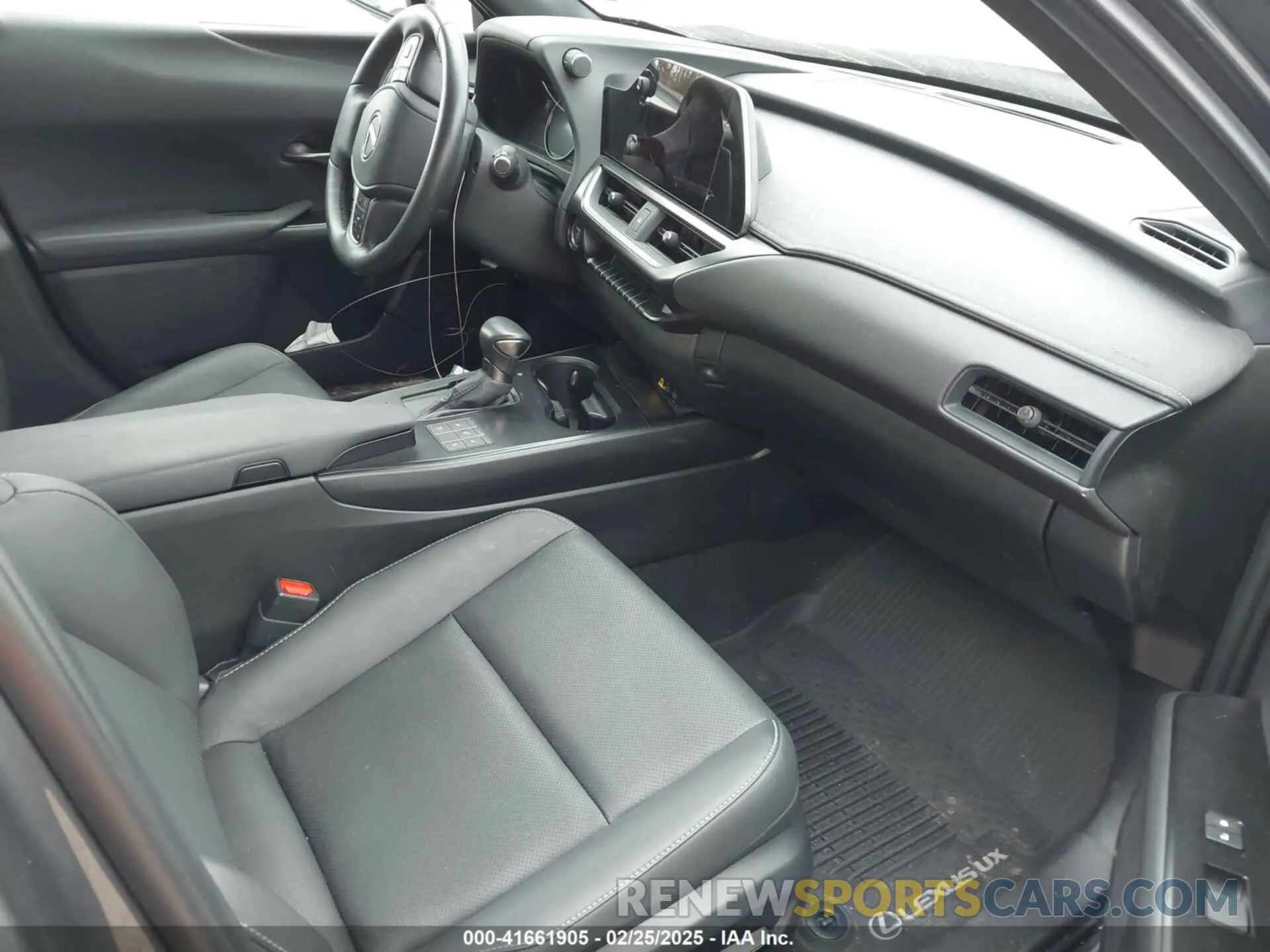 5 Фотография поврежденного автомобиля JTHP9JBH8R2079284 LEXUS UX 250H 2024