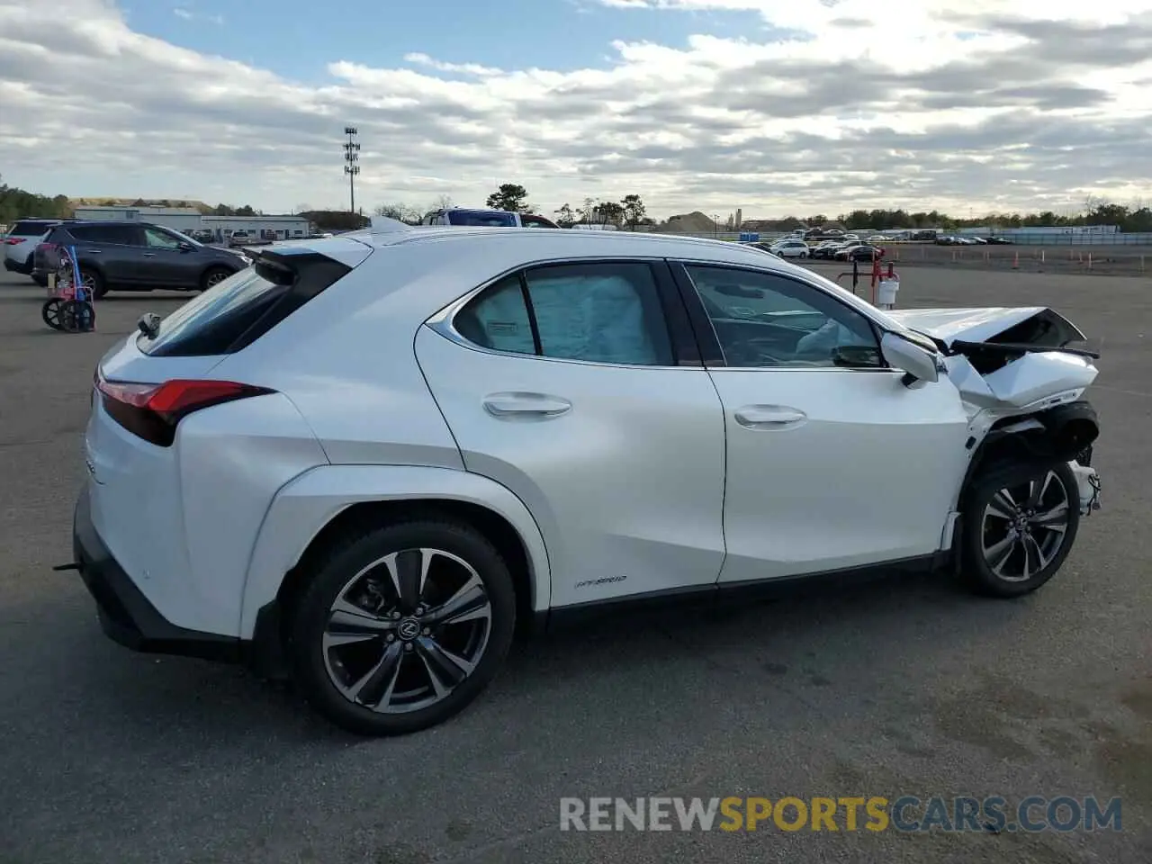 3 Фотография поврежденного автомобиля JTHP9JBH7N2062261 LEXUS UX 250H BA 2022