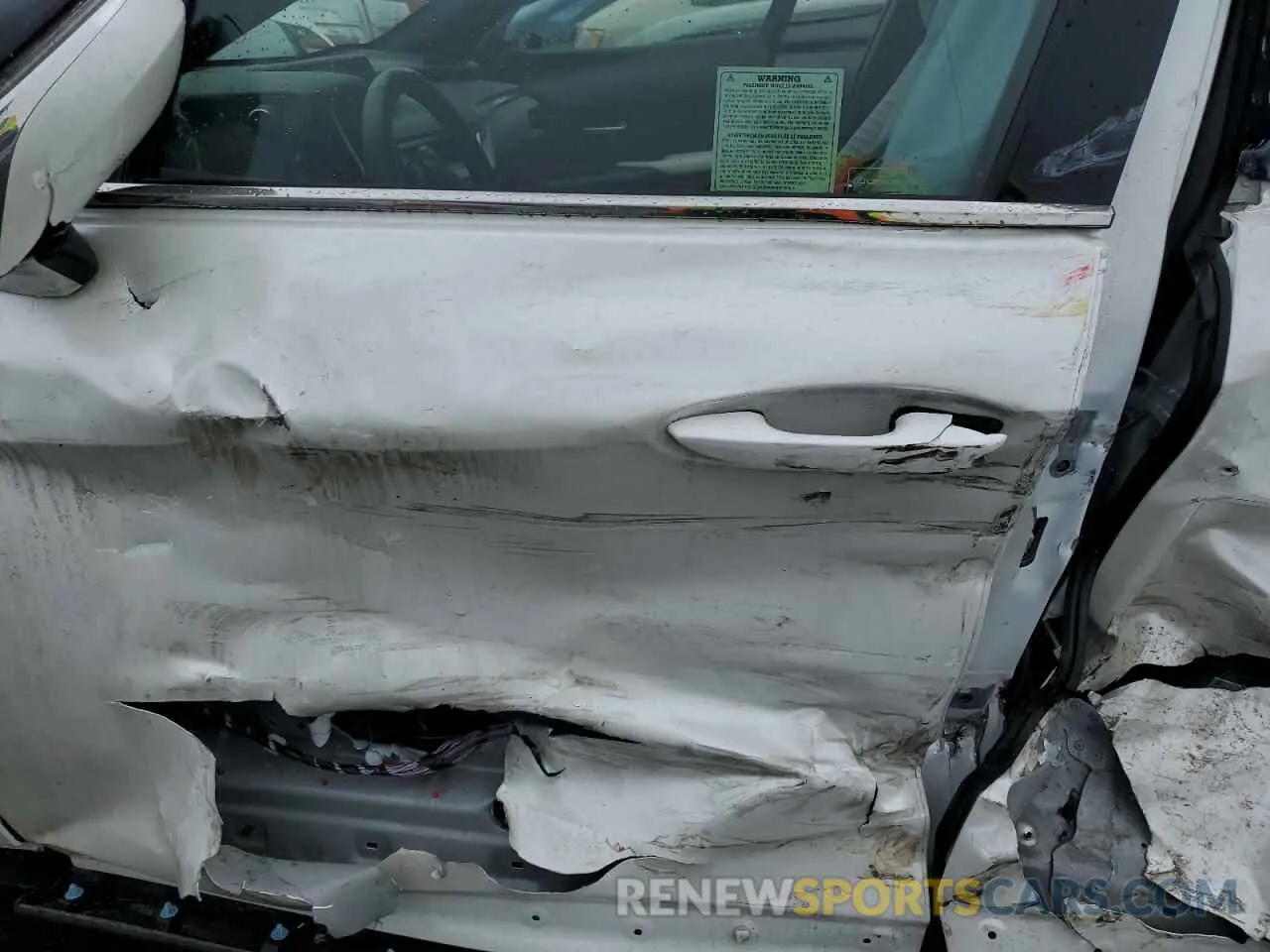 7 Фотография поврежденного автомобиля JTHX9JBH6N2061859 LEXUS UX 250H BA 2022