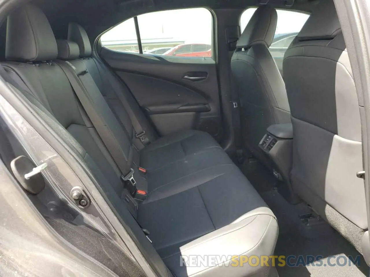 11 Фотография поврежденного автомобиля JTHX6JBH7P2152165 LEXUS UX 250H BA 2023