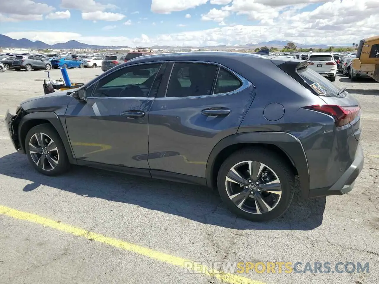 2 Фотография поврежденного автомобиля JTHX6JBH7P2152165 LEXUS UX 250H BA 2023